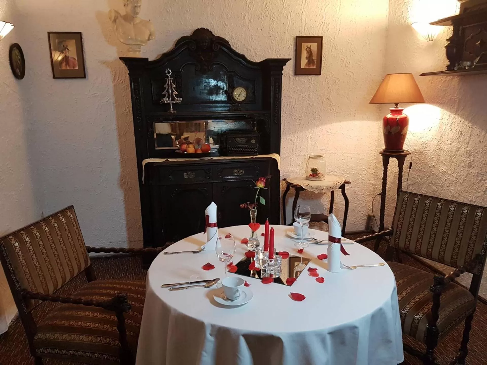 Restaurant/places to eat in Centrum Ulan Spa