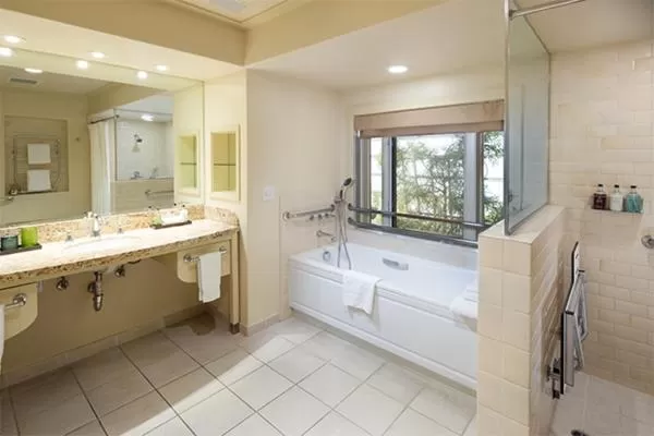 Suite in Quail Lodge & Golf Club