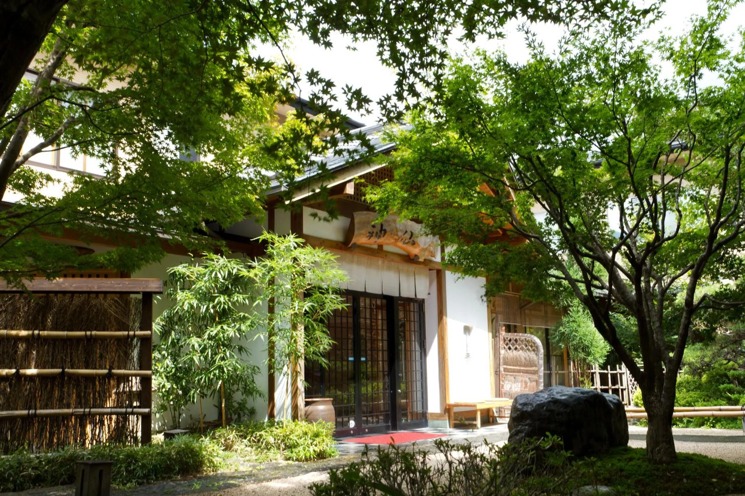Facade/entrance in Ryokan Shinsen