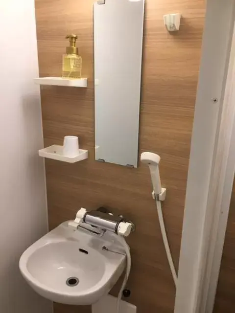 Double Room-Smoking - single occupancy in Hotel CASVI Tenjin Double Room-Smoking - single occupancy in Hotel CASVI Tenjin