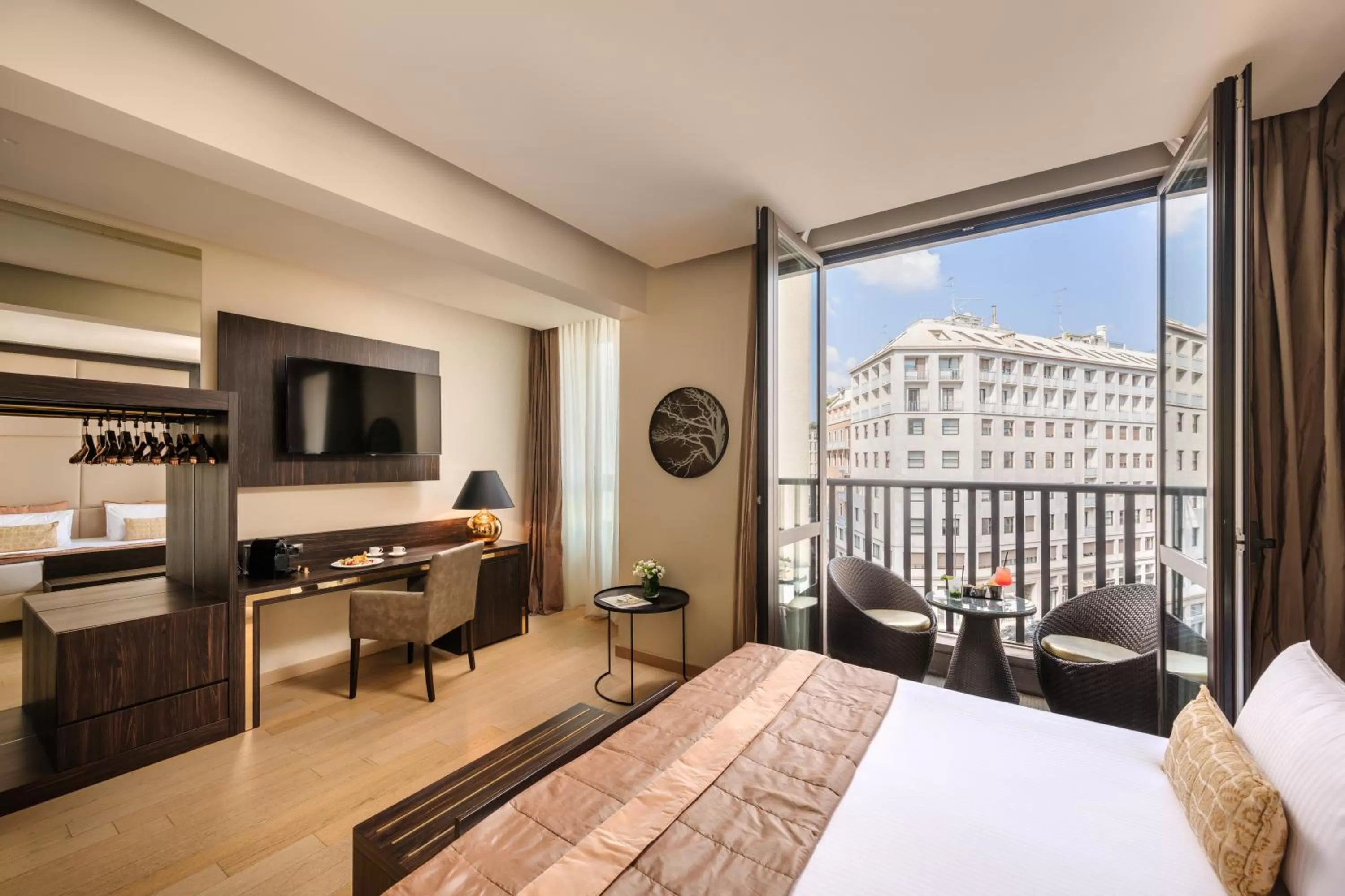 Bedroom, Bed in Hotel The Square Milano Duomo - Preferred Hotels & Resorts