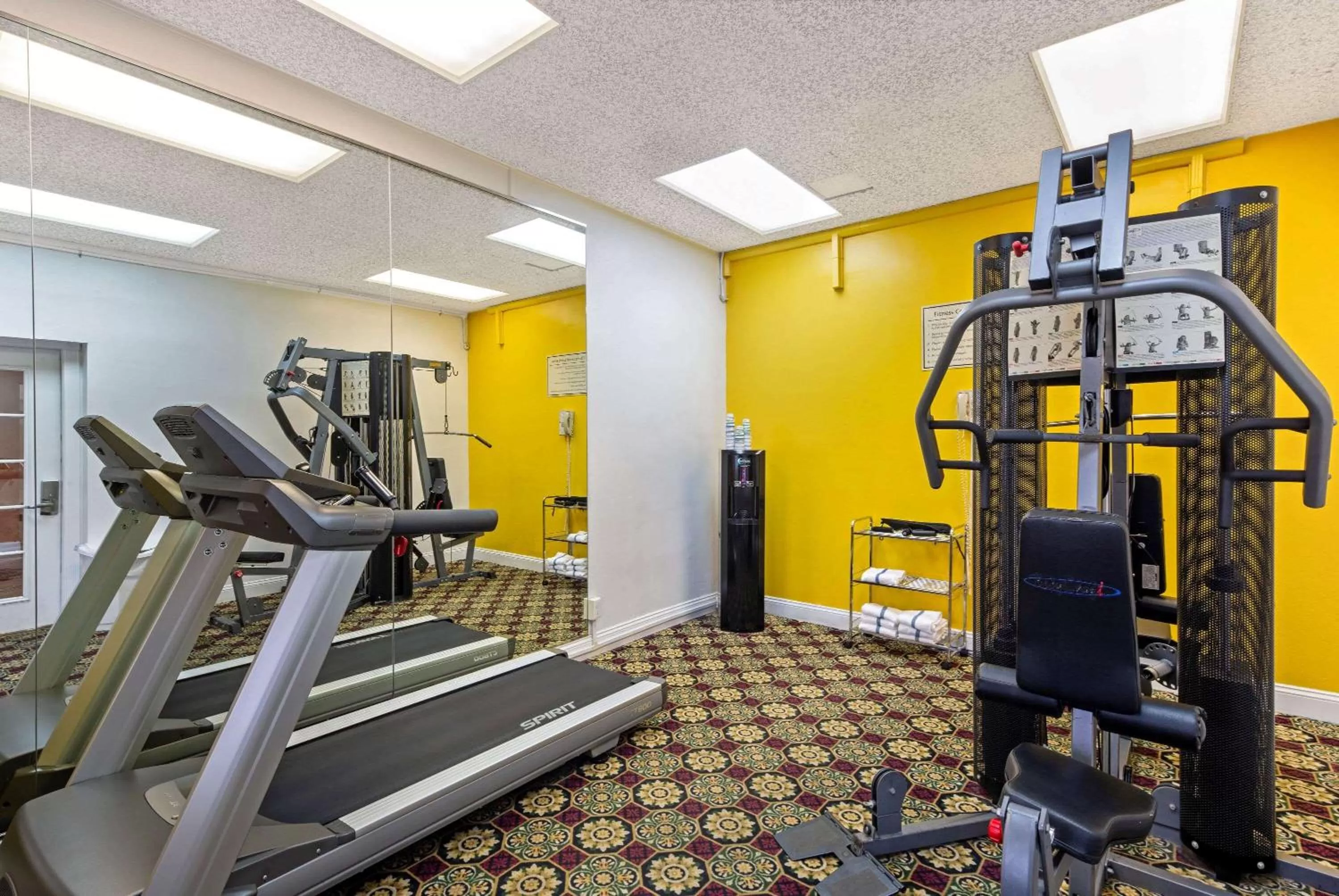 Fitness centre/facilities in La Quinta Inn by Wyndham Berkeley