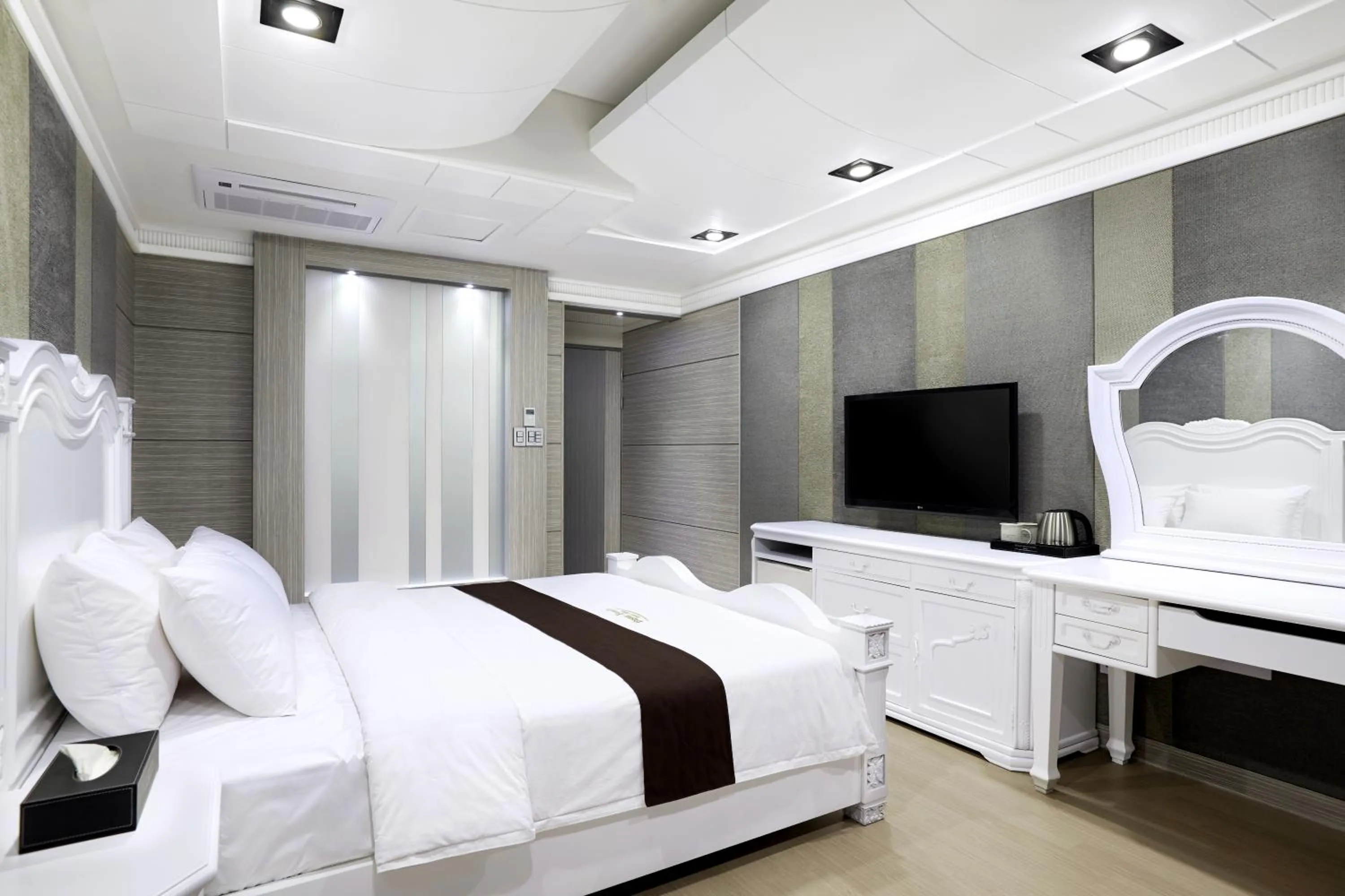 Bed in Busan Beach Hotel Busan Songdo