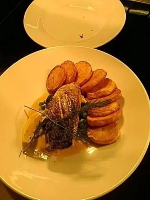 Food in the swan stoford