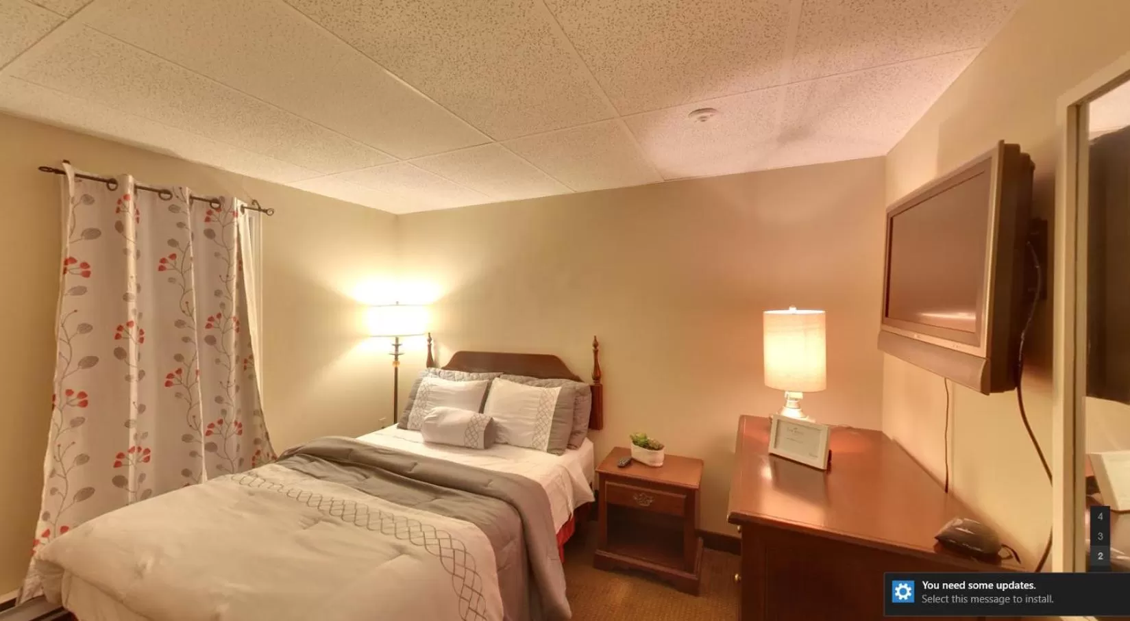 Photo of the whole room, Bed in The Falls Family Lodge