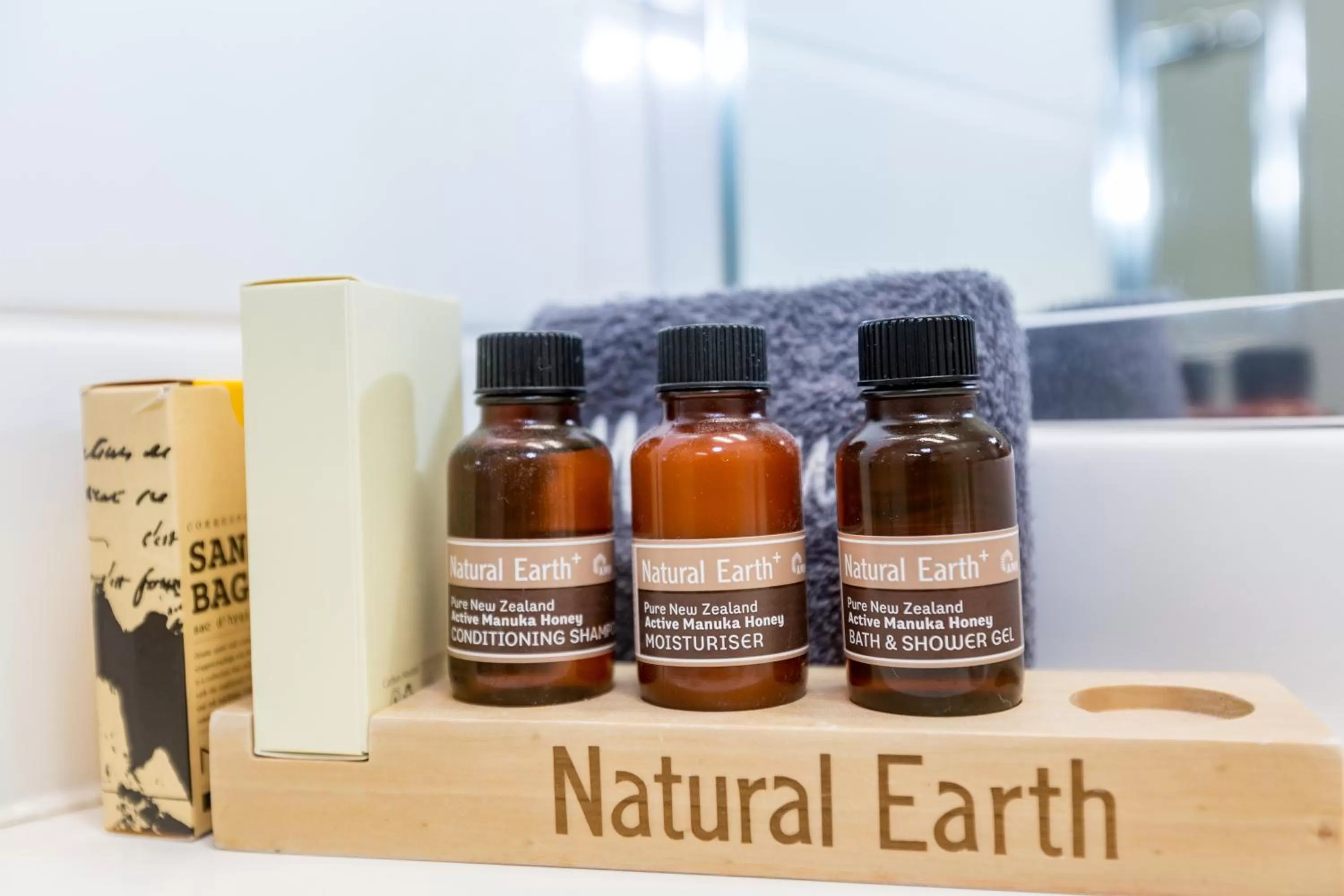 Bathroom in Clearwater Motor Lodge