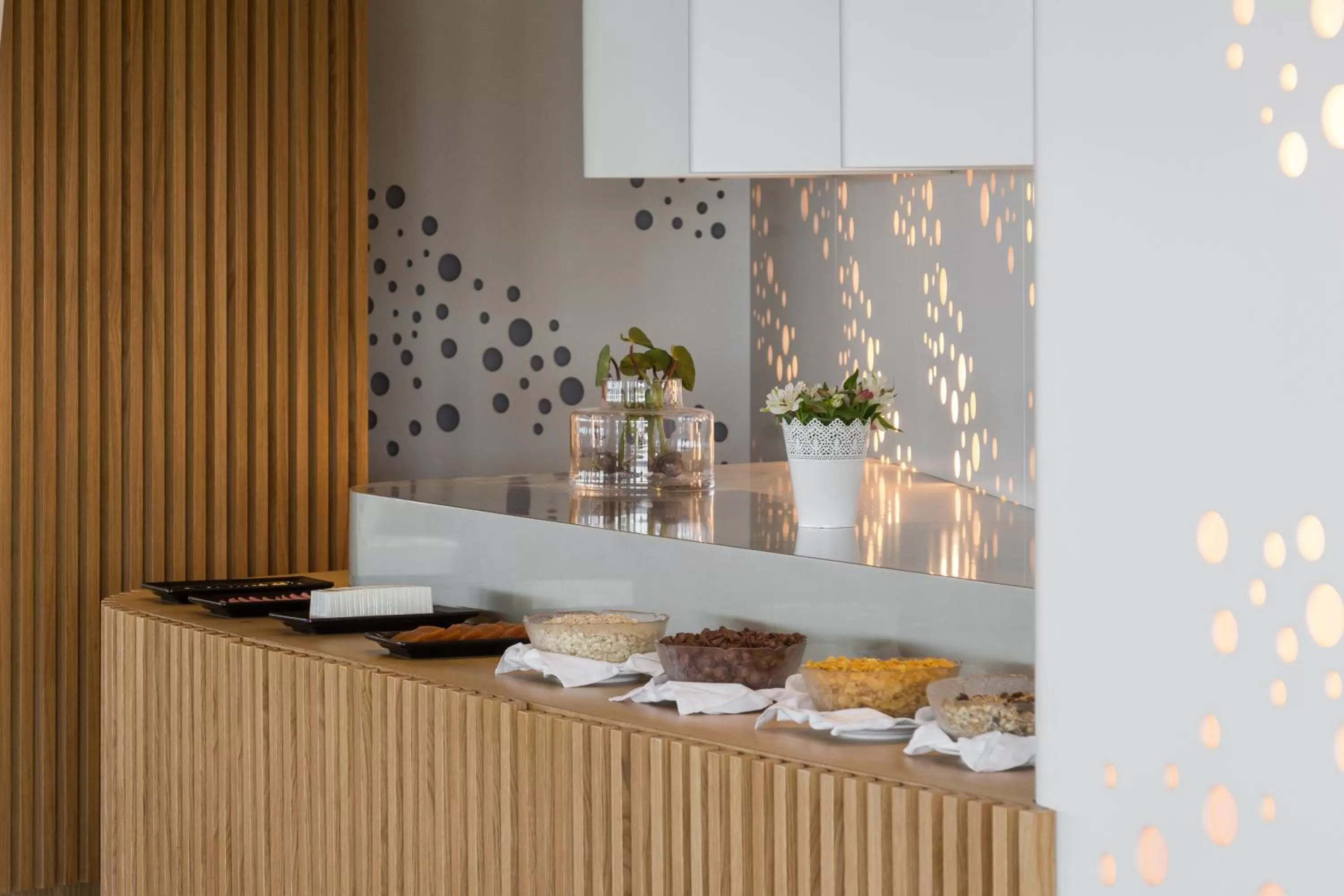 Restaurant/places to eat in Axis Ofir Beach Resort Hotel