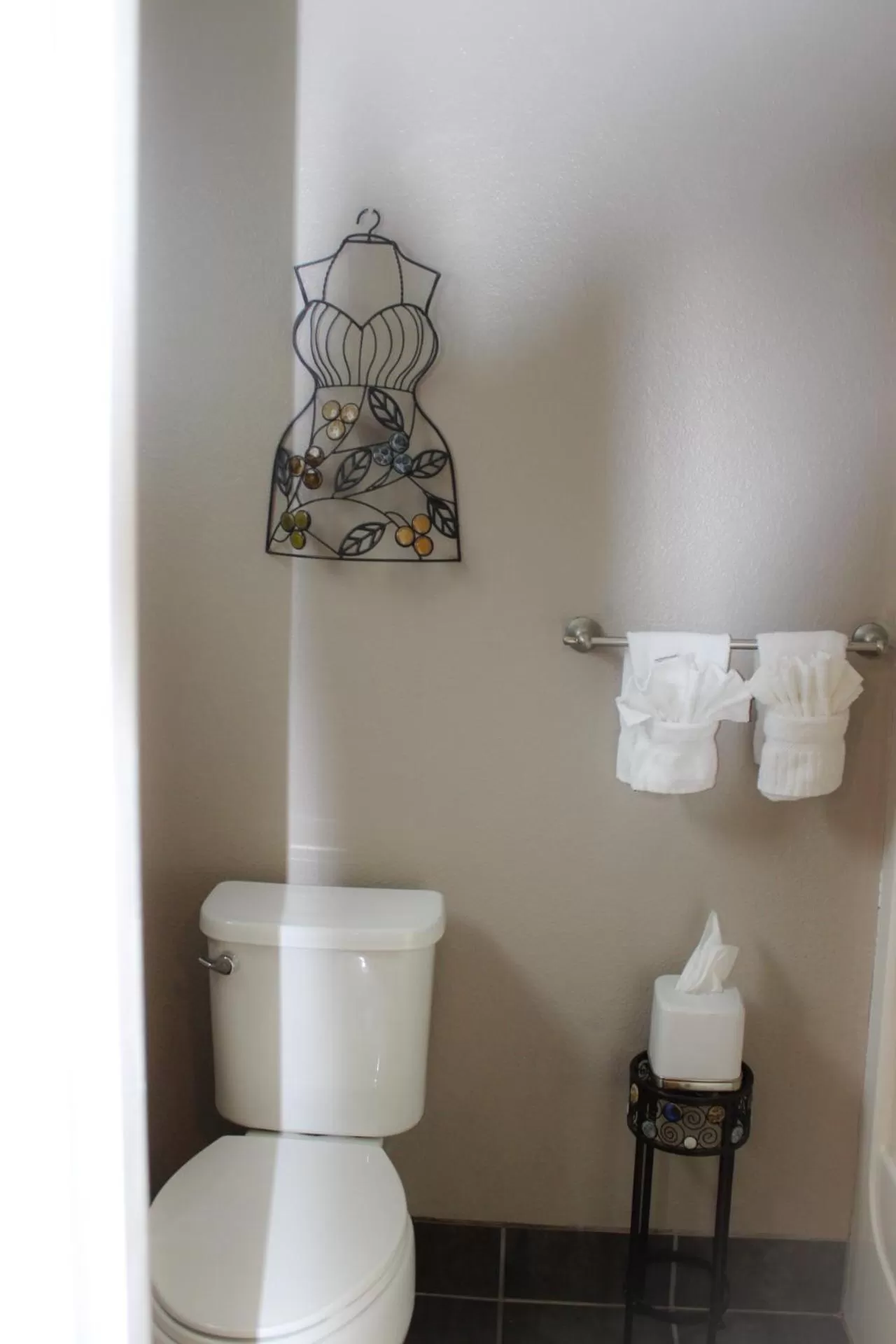 Toilet, Bathroom in The Alder Inn