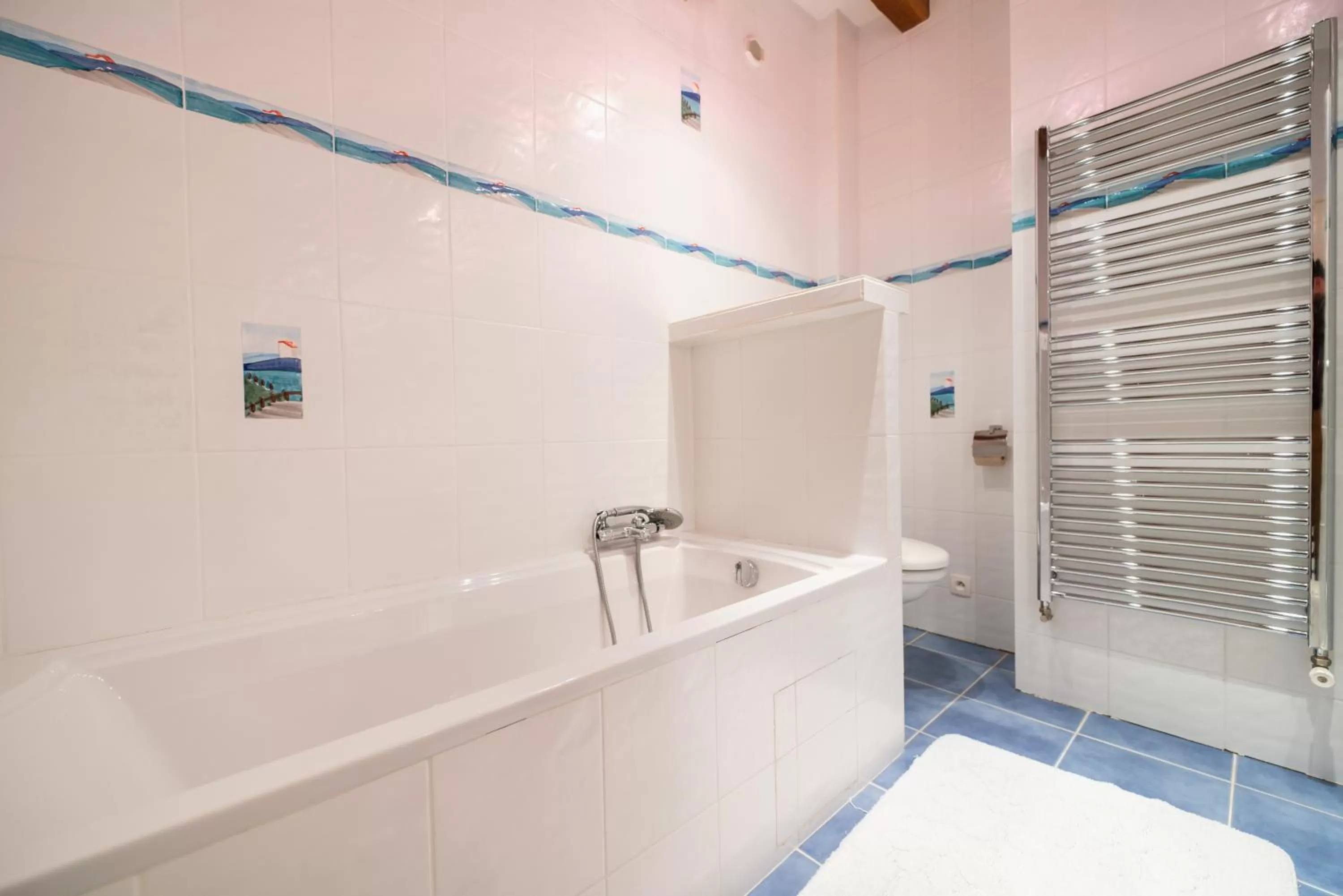 Bathroom in La Poignardière