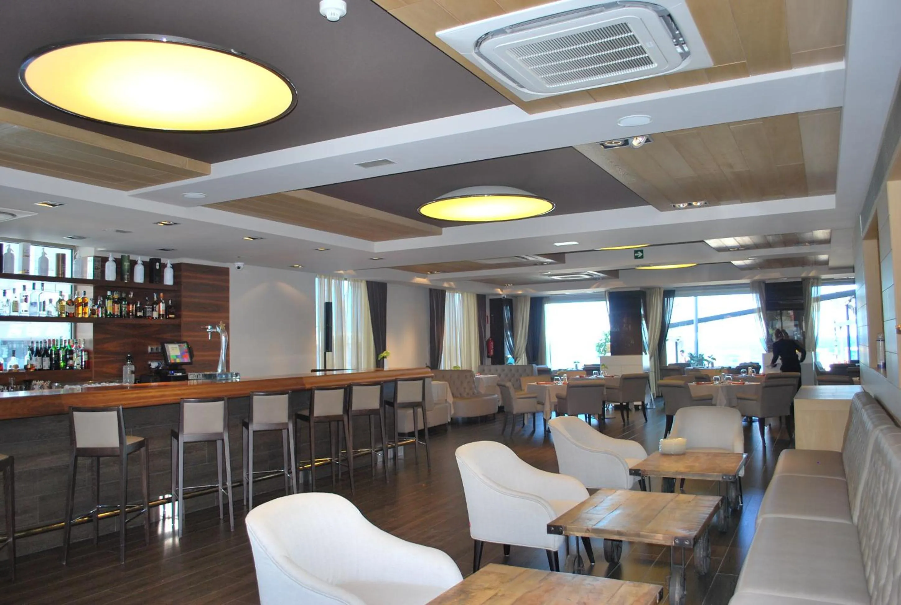Restaurant/places to eat in Cosmopolita Hotel Boutique & Spa