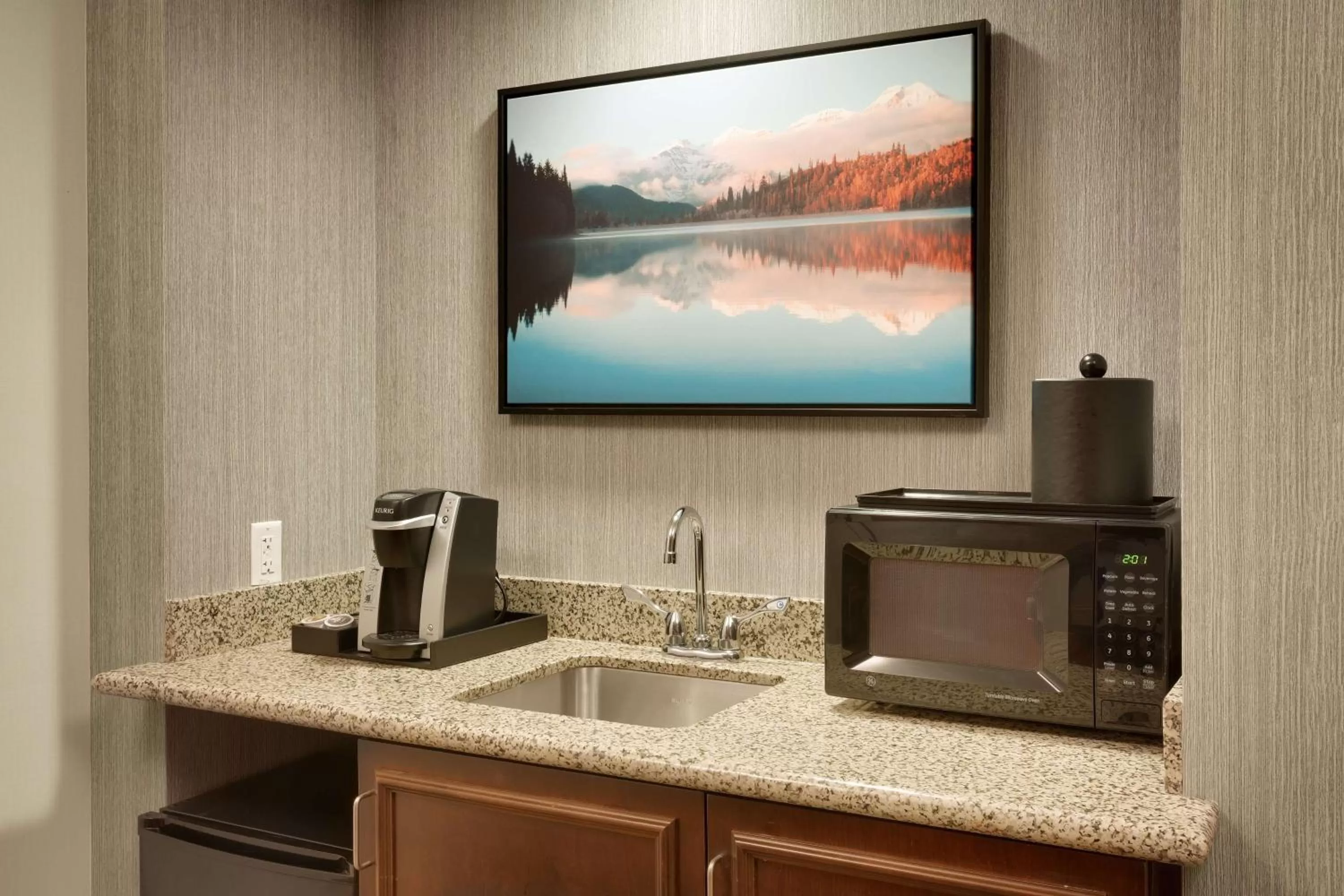 Kitchen or kitchenette in Hilton Garden Inn Salt Lake City/Sandy