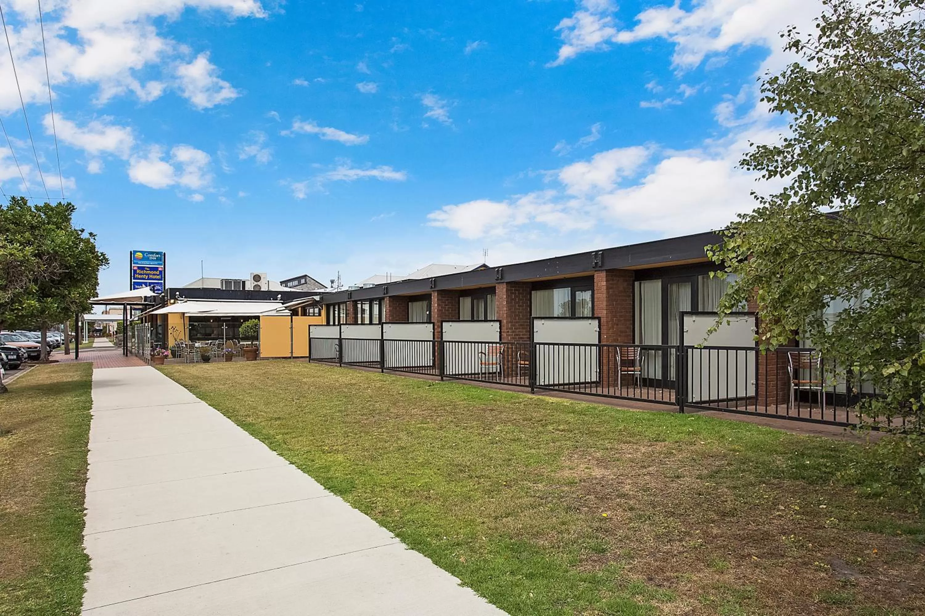 Richmond Henty Hotel