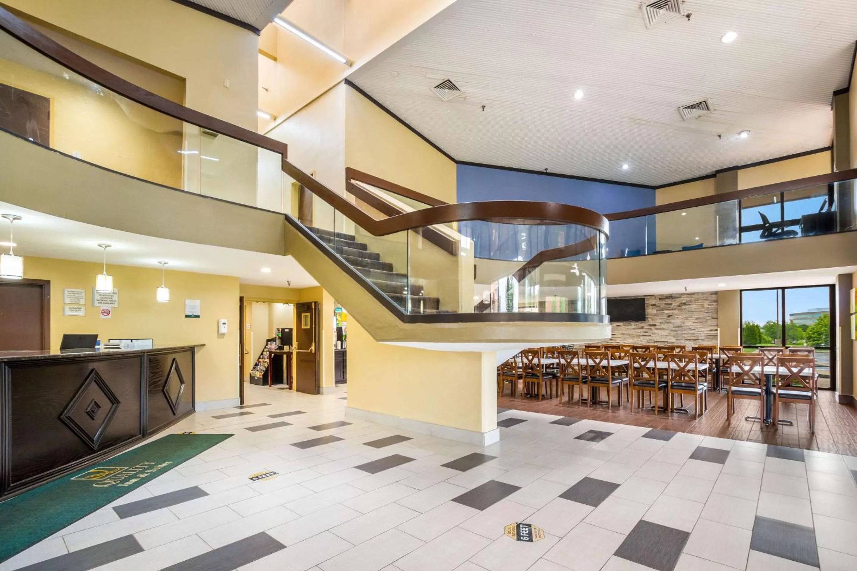 Lobby or reception in Quality Inn & Suites Florence - Cincinnati South
