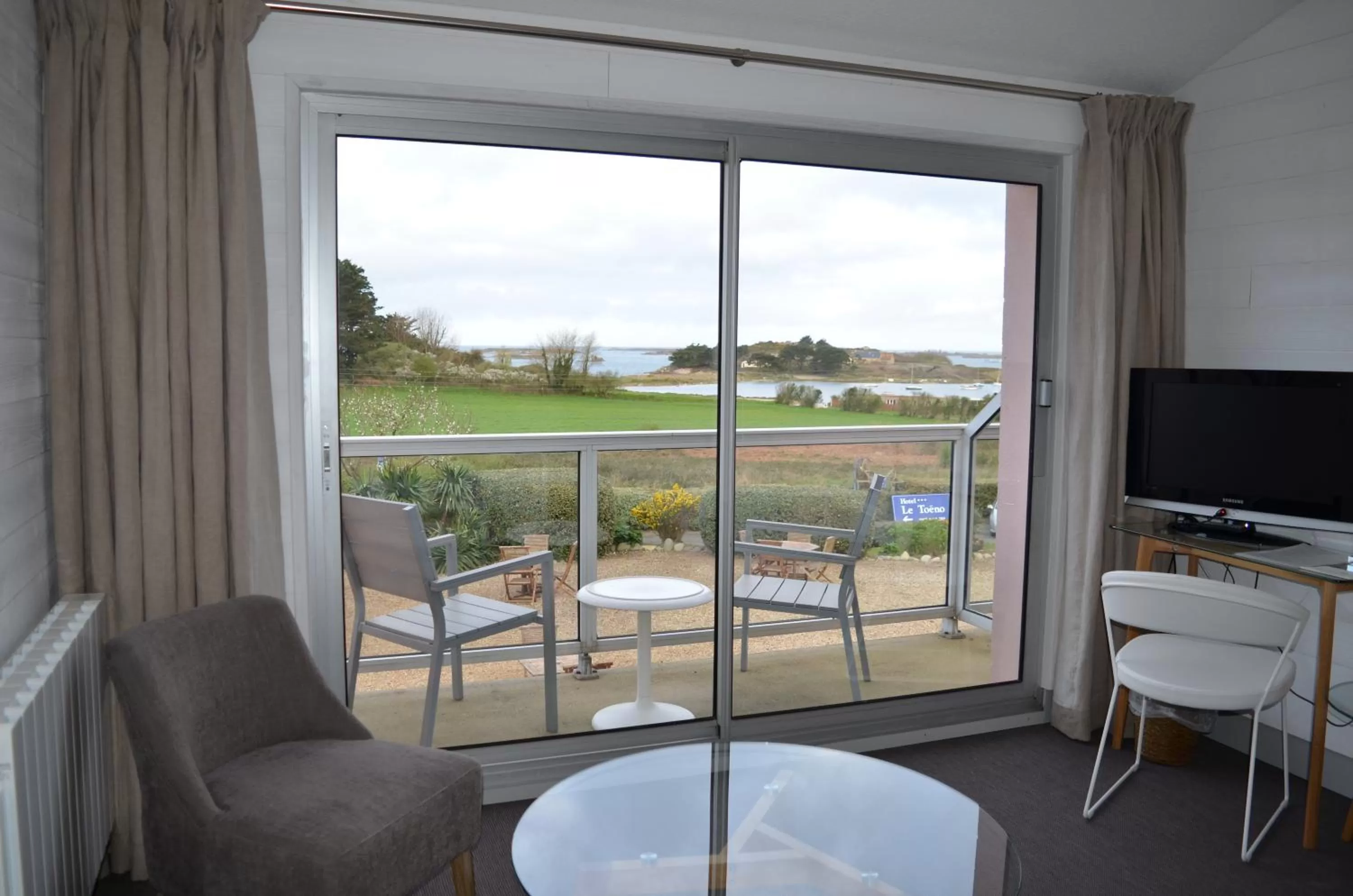 Seating Area in Hotel Le Toeno