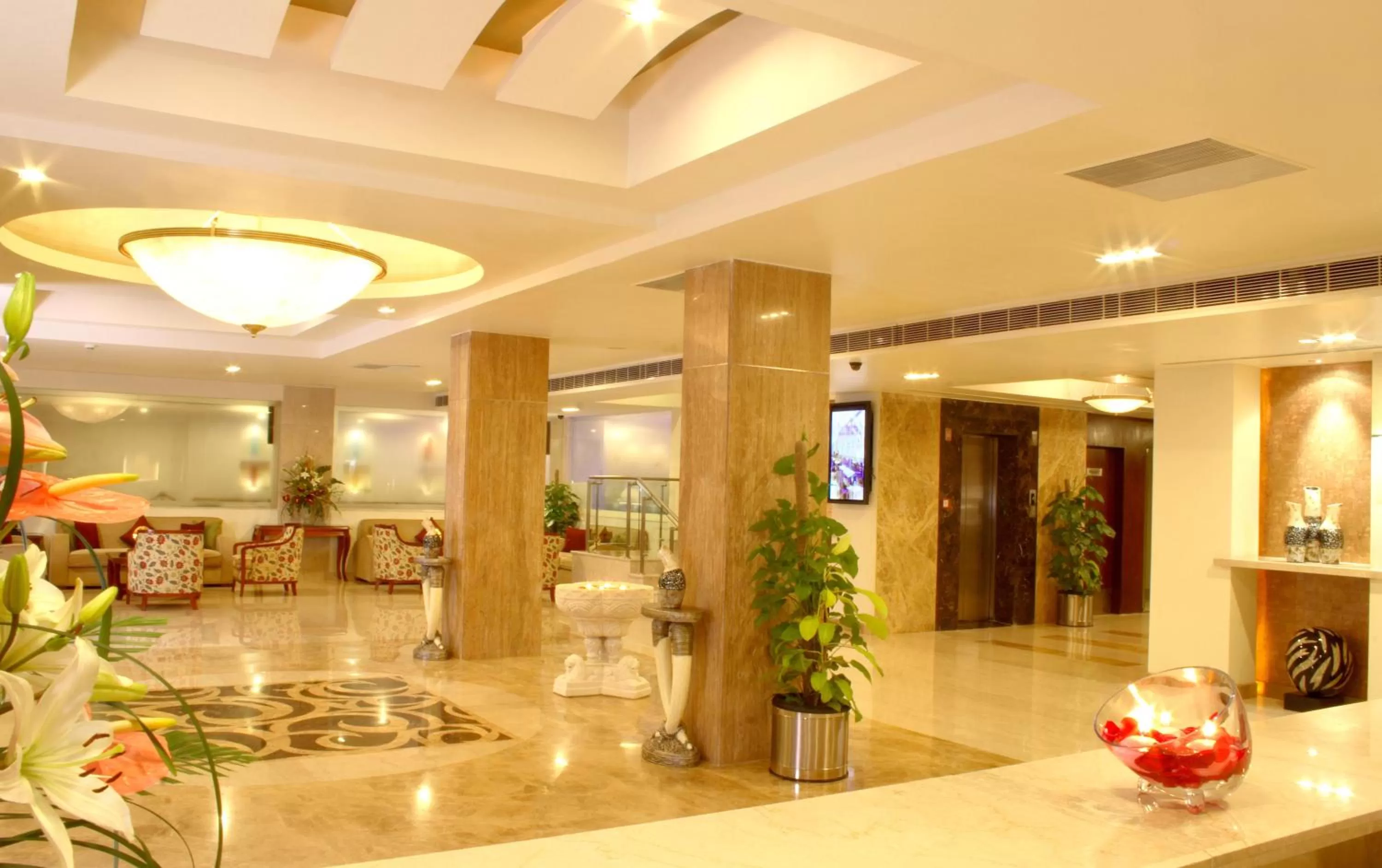 Lobby or reception in Hampshire Plaza