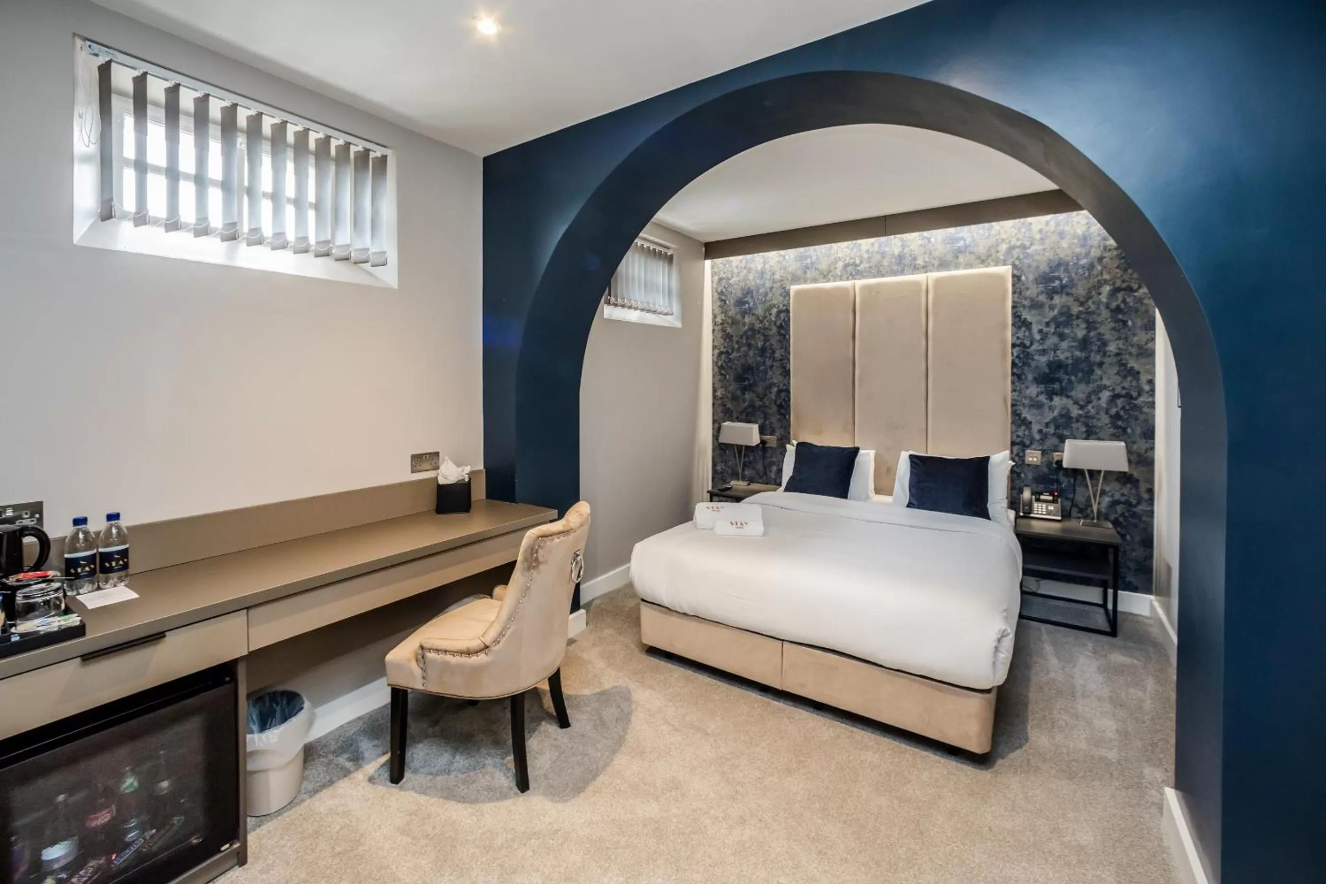 Bedroom, Bed in Stay Hotel