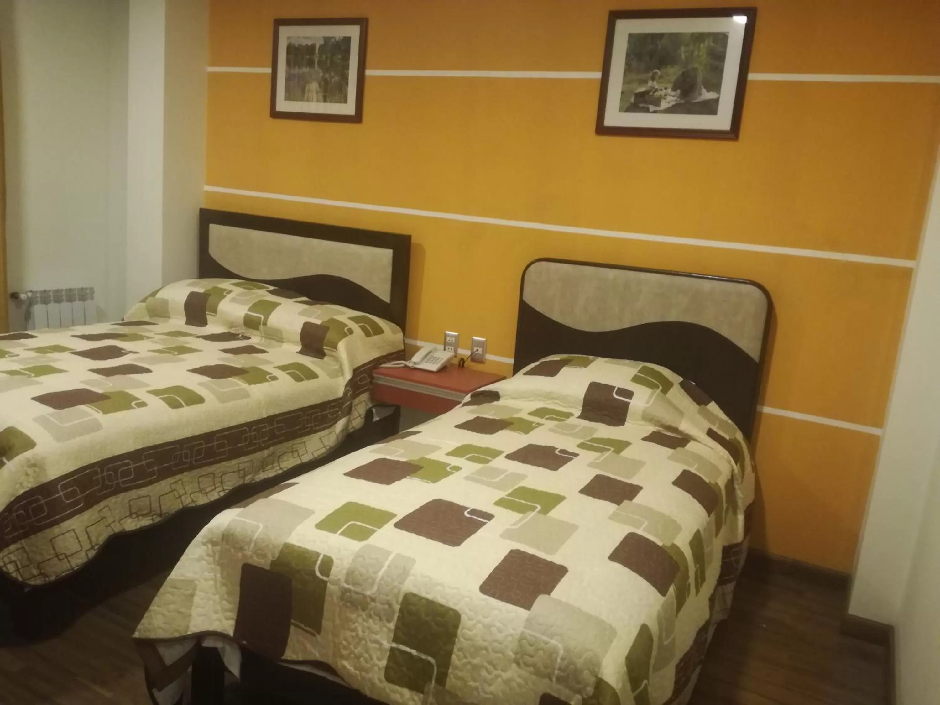Photo of the whole room, Bed in Apart Serma Hotel