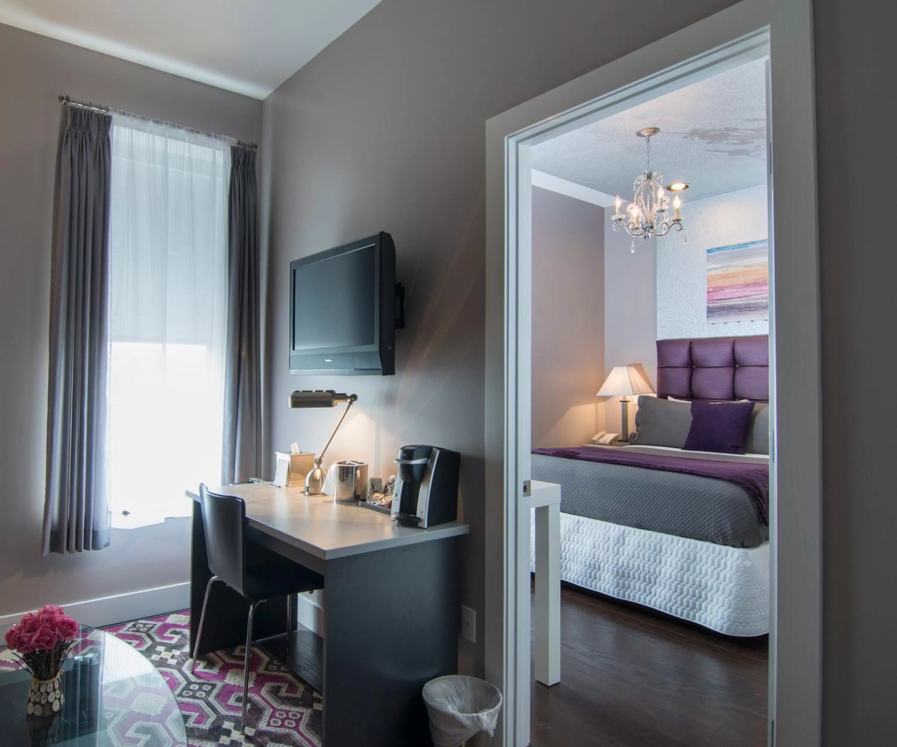 Photo of the whole room, Bed in The Gould Hotel