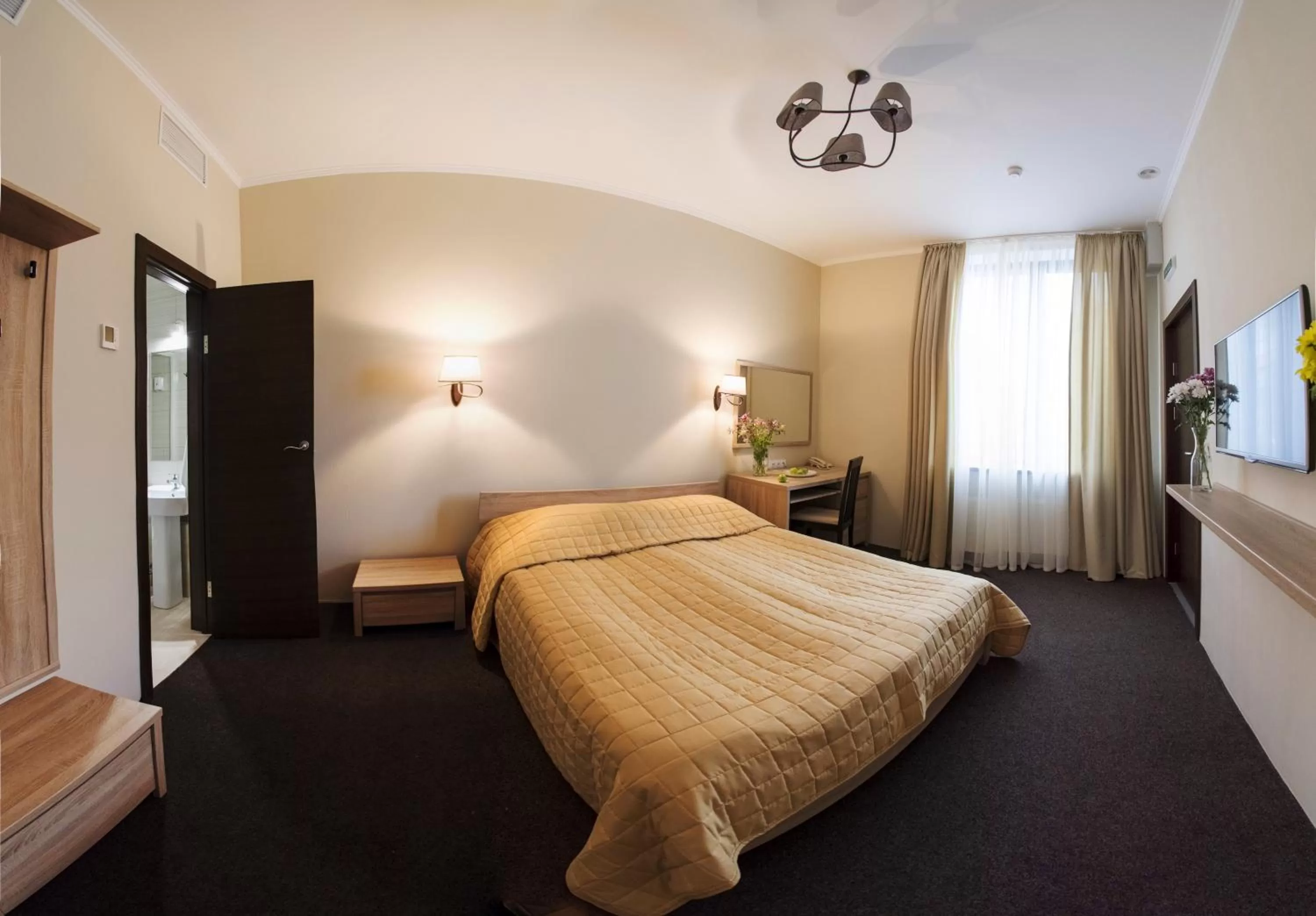 Day, Bed in Hotel Florida