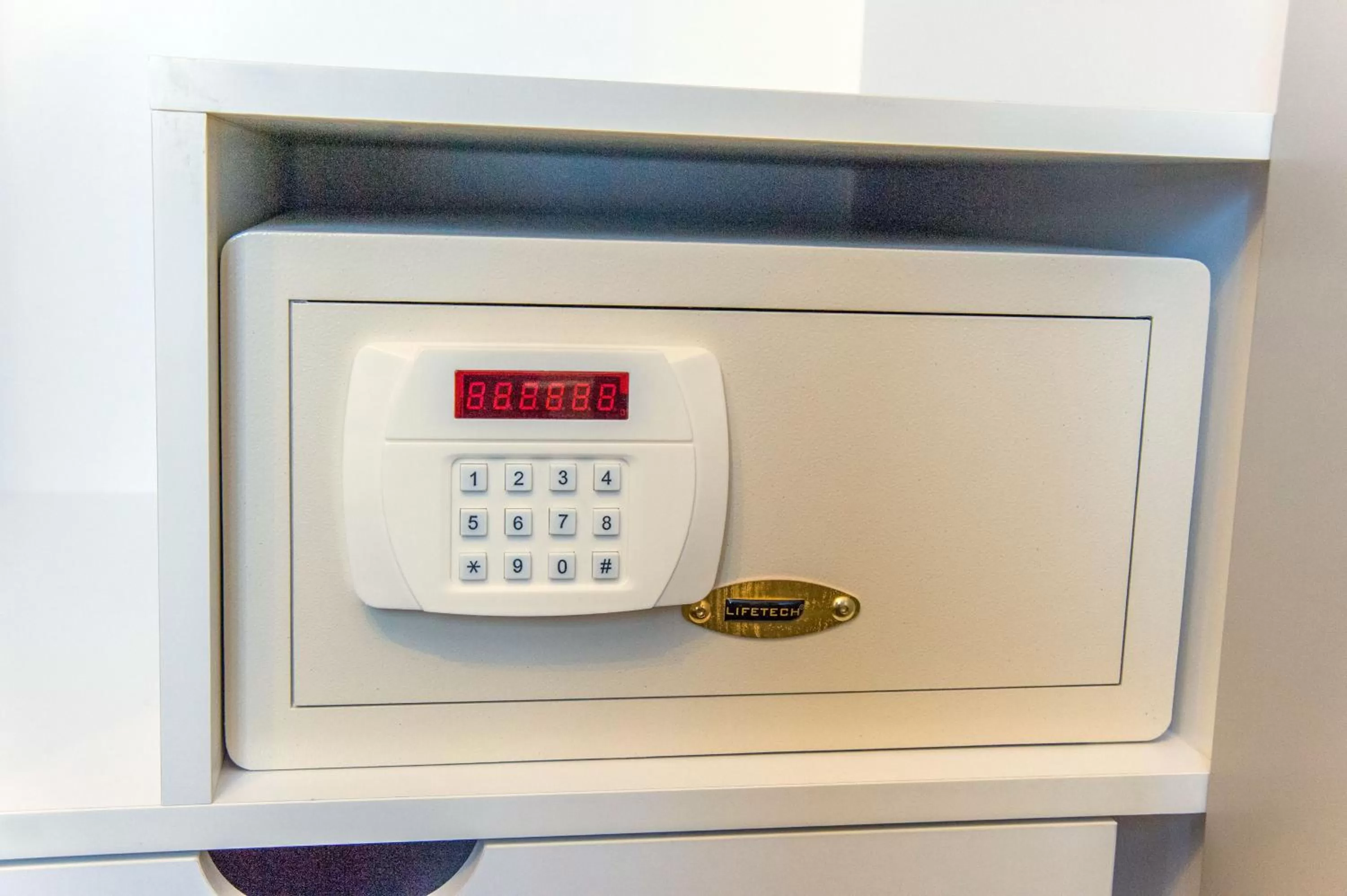 safe in Homelike Hotel