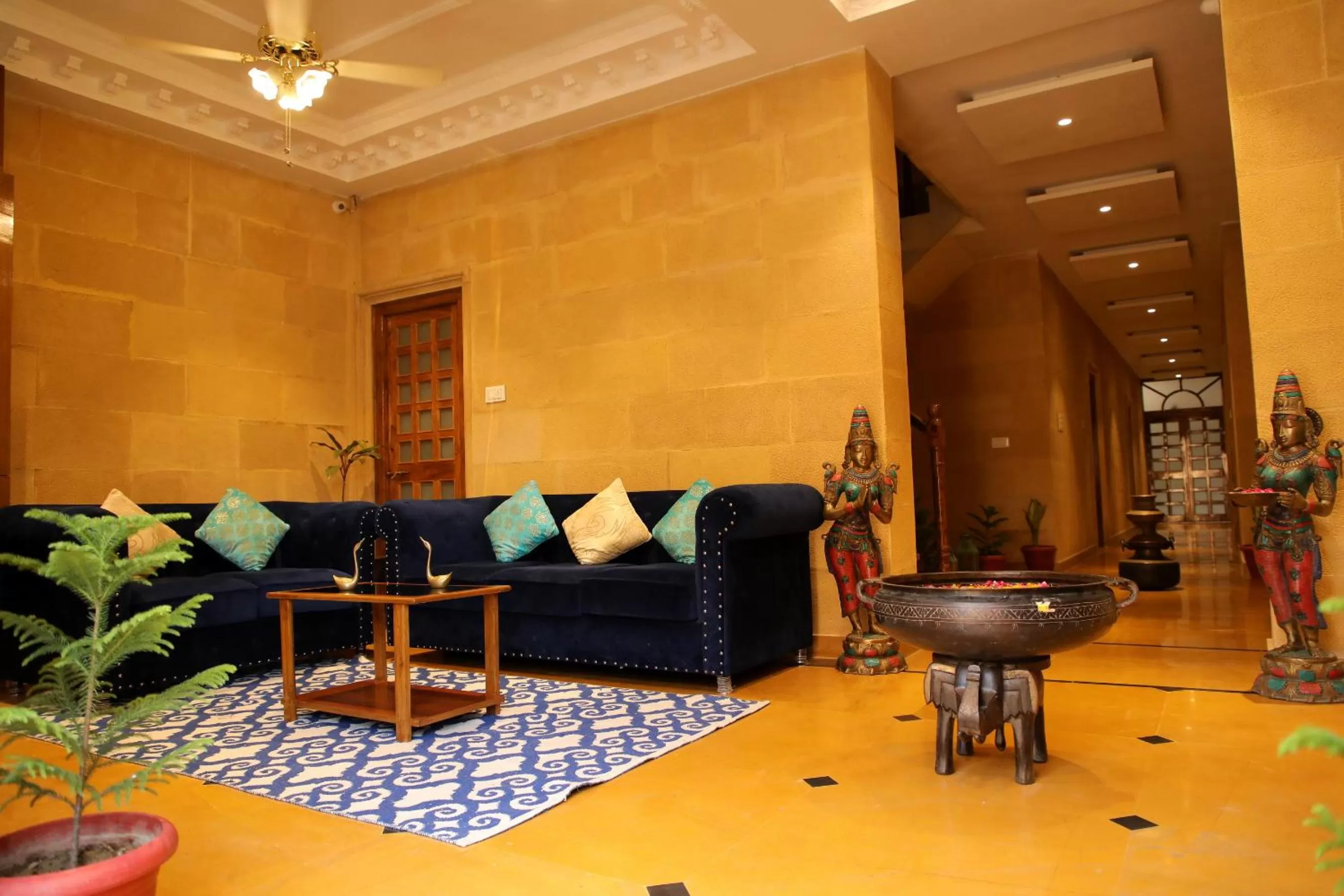 Living room, Seating Area in Treebo Trend Chandrangan Excellency