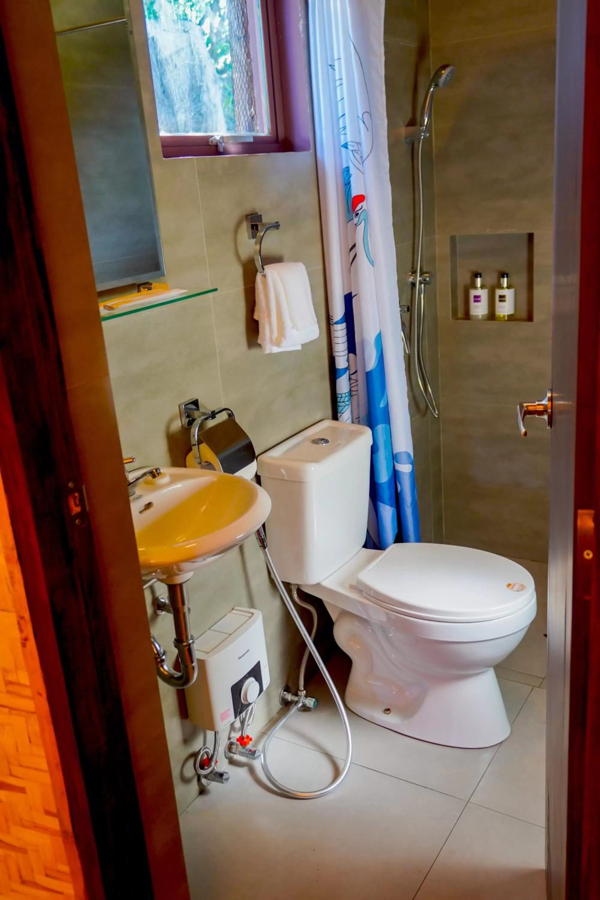 Toilet in UNWND Boutique Hotel Dumaguete