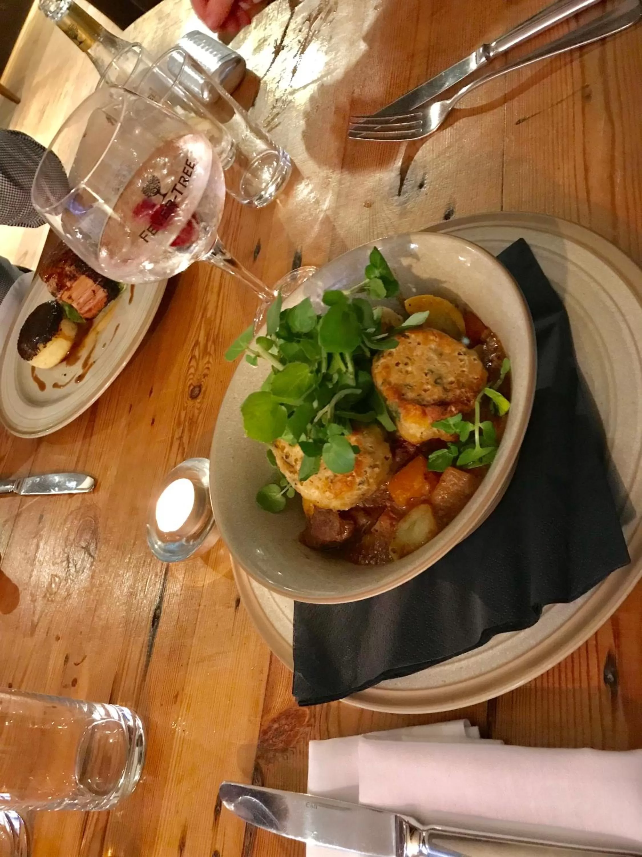 Food and drinks in The Priest House On The River