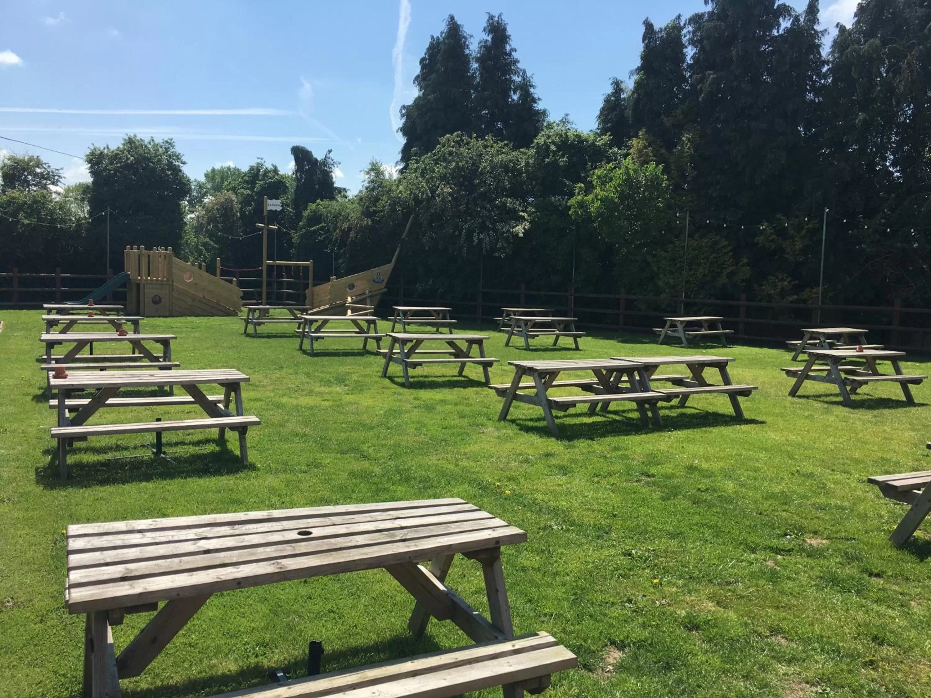 Garden in The Salwey Arms