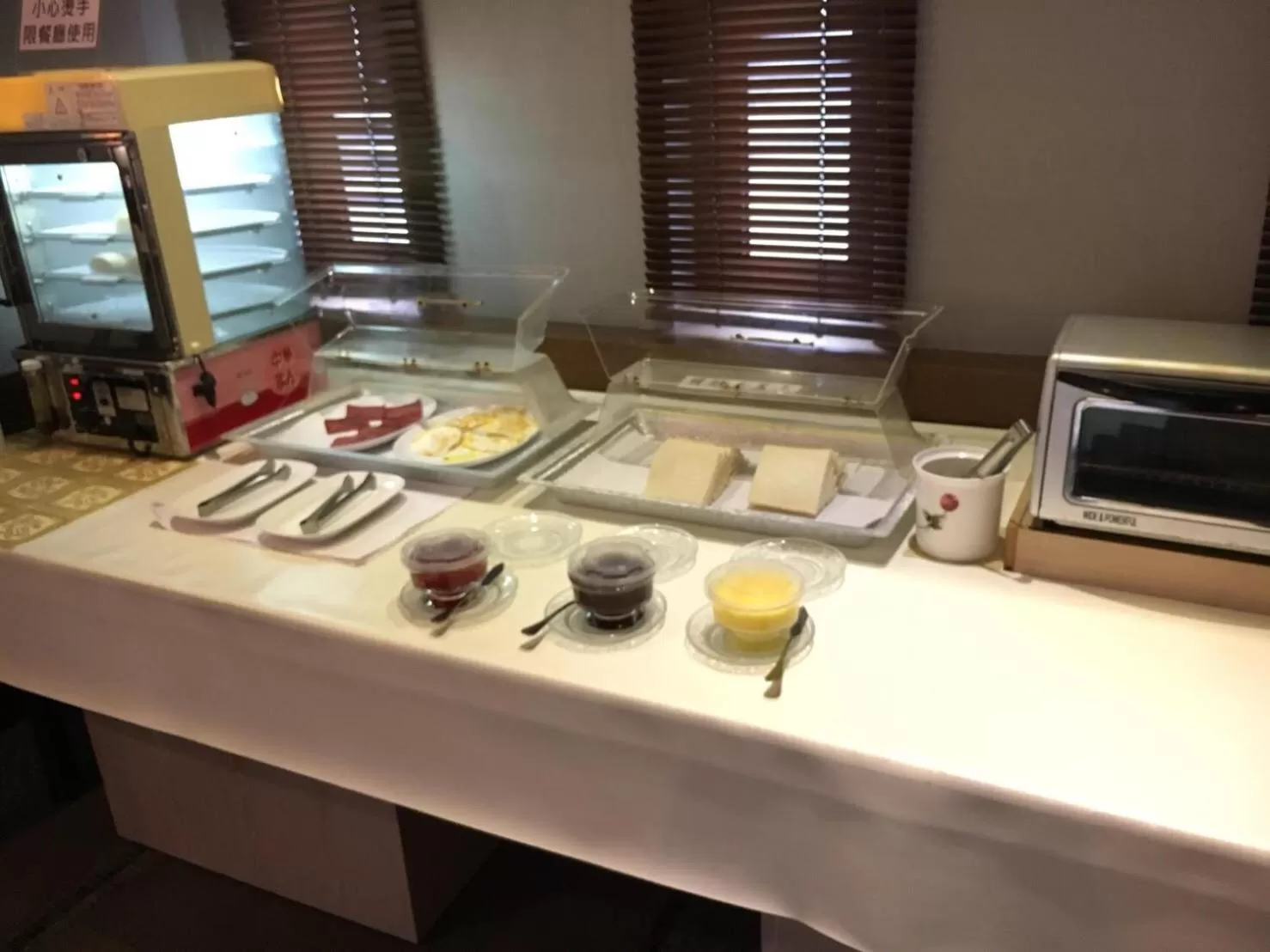 Breakfast in Purple Garden Motel