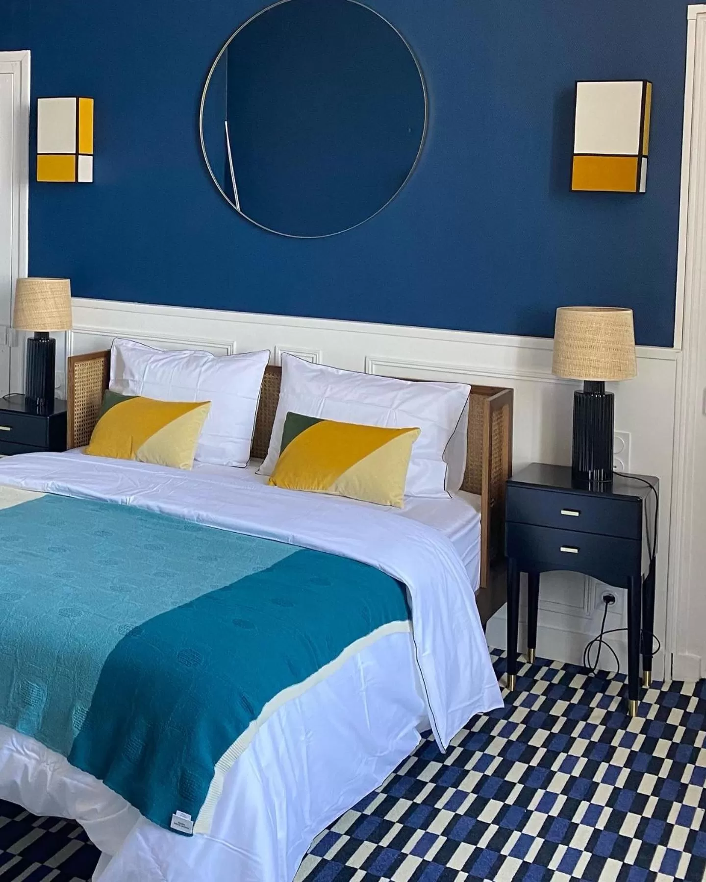 Suite with Pool View in Maison d'hotes Château-Gaillard