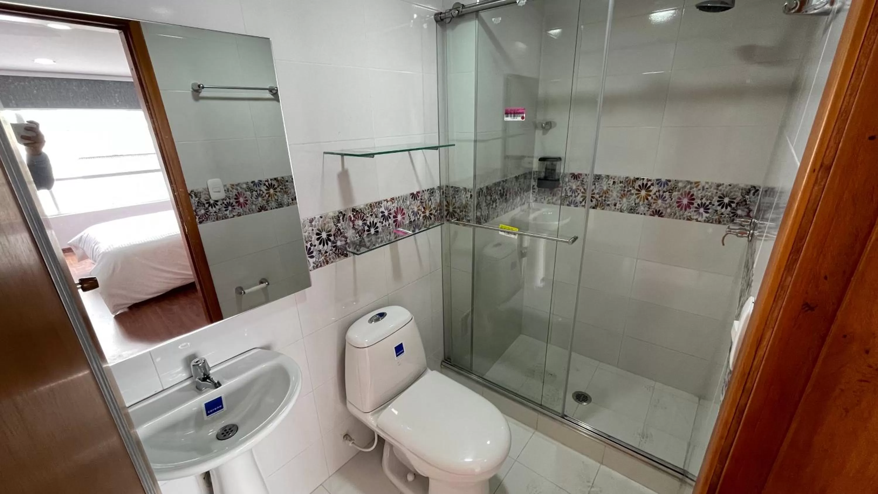 Bathroom in HOTEL HOME