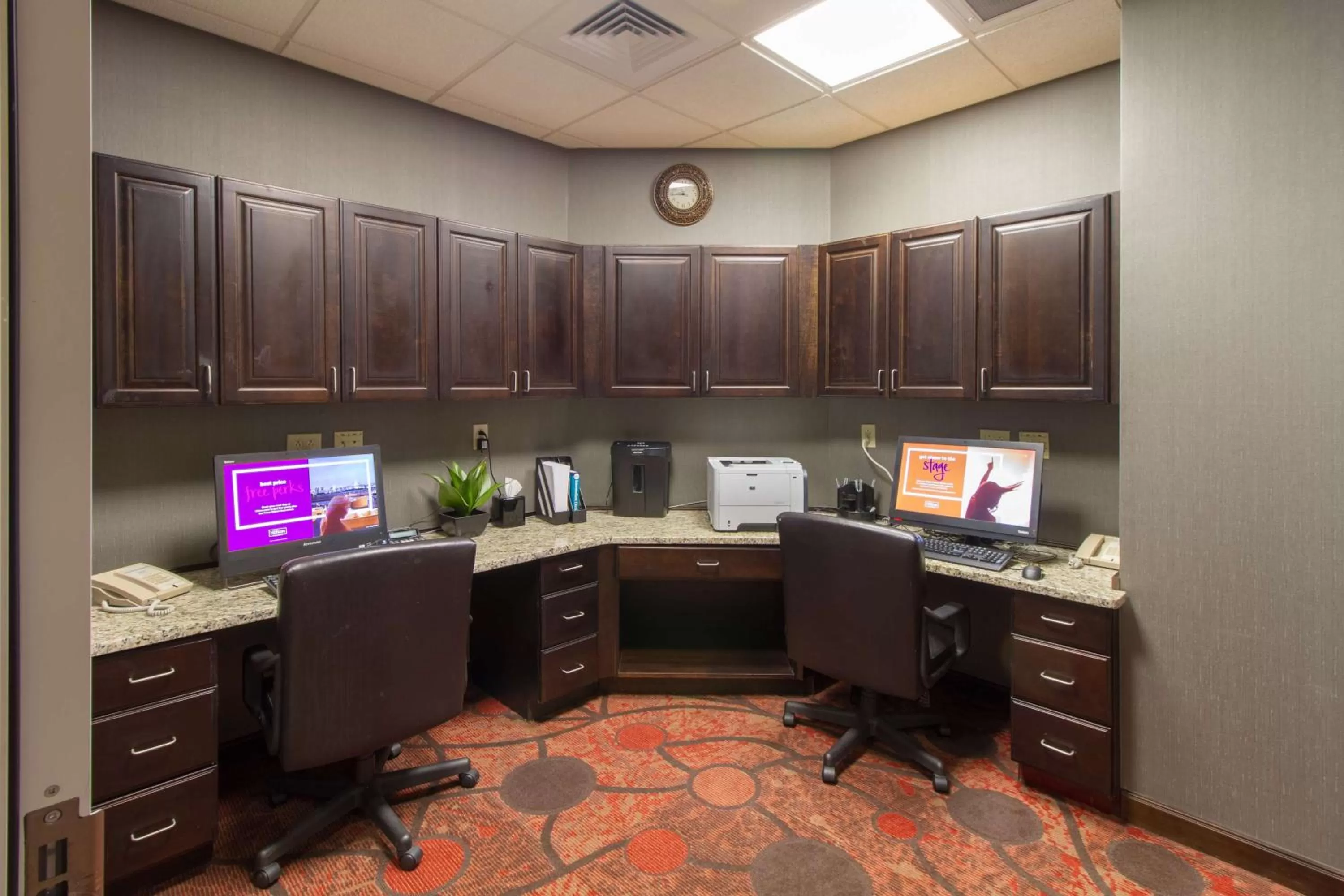 Business facilities in Hampton Inn & Suites Huntsville Hampton Cove