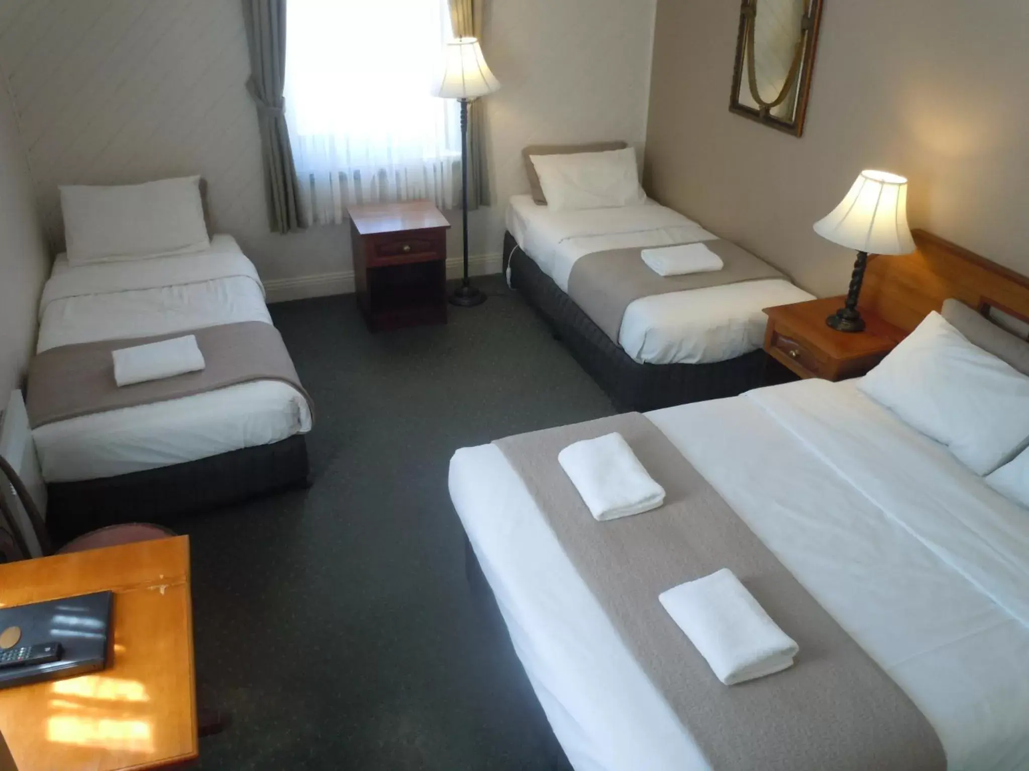 Heritage Family Room in Central Springs Inn Heritage Family Room in Central Springs Inn