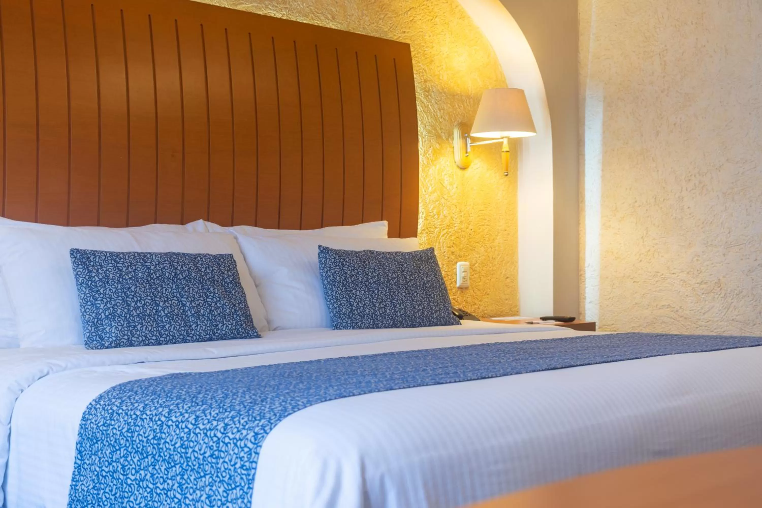 Bed in Hotel Flamingo Inn