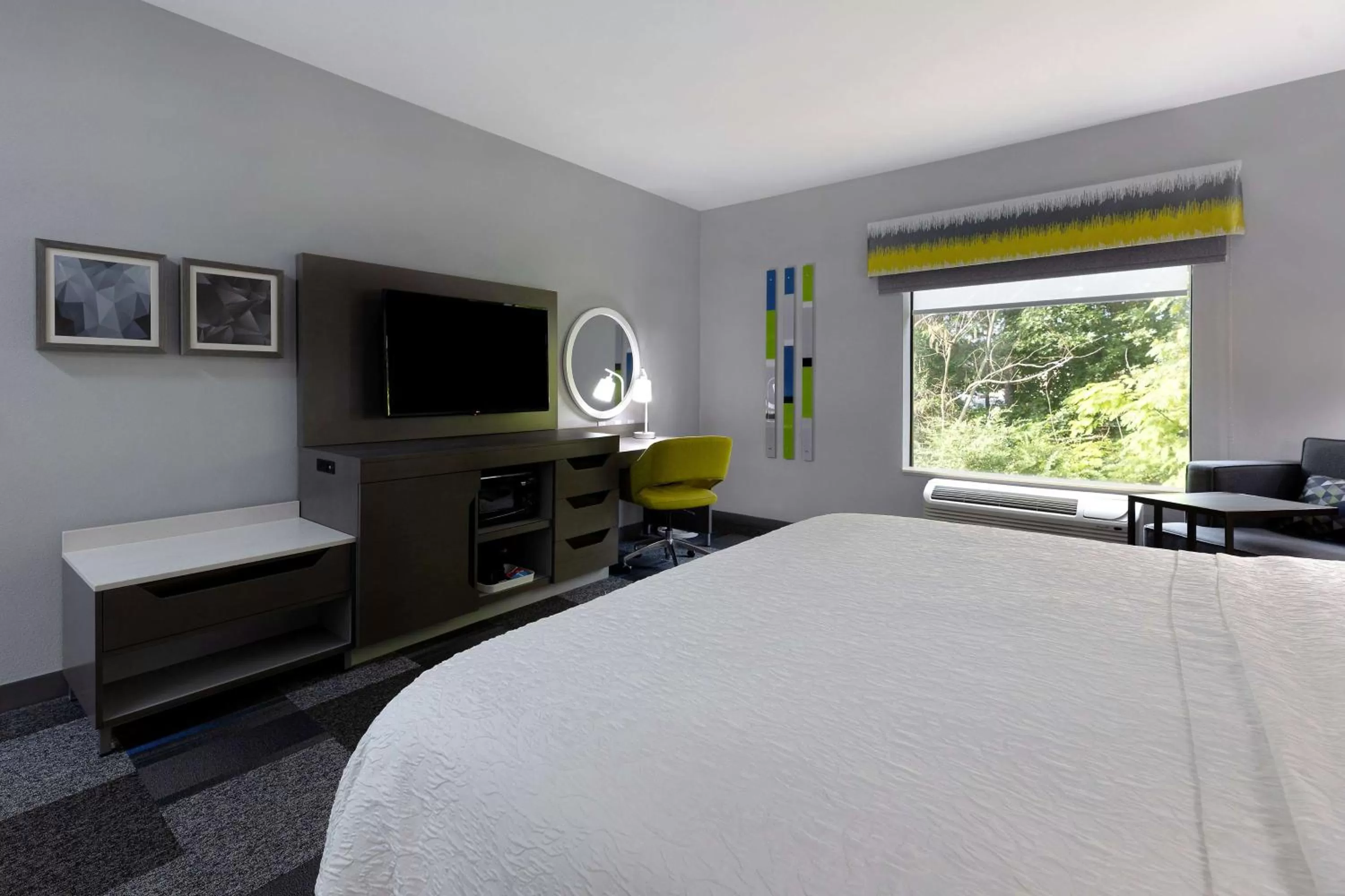 Bedroom, Bed in Hampton Inn & Suites Nacogdoches