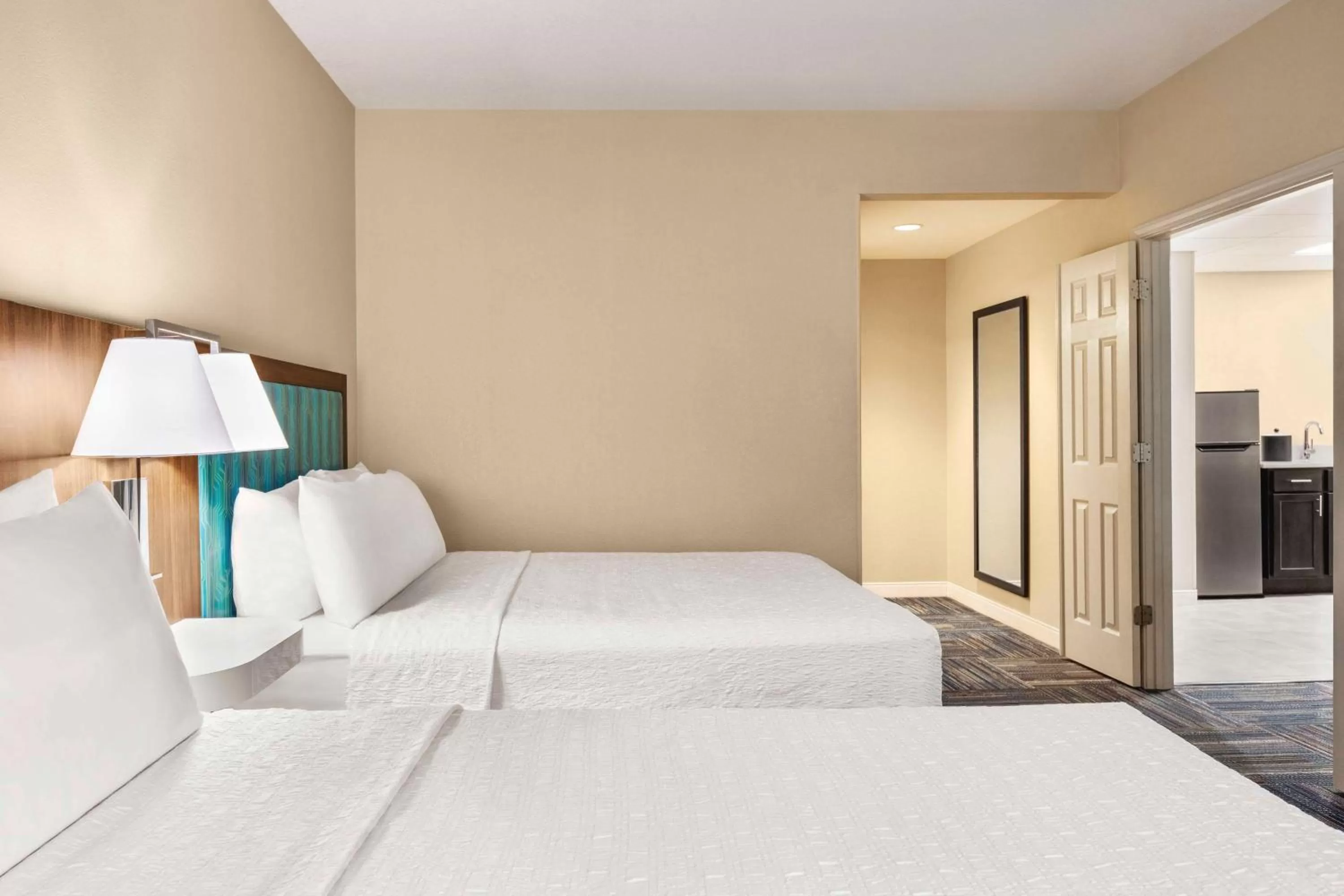 Bed in Hampton Inn Atlanta-Stone Mountain