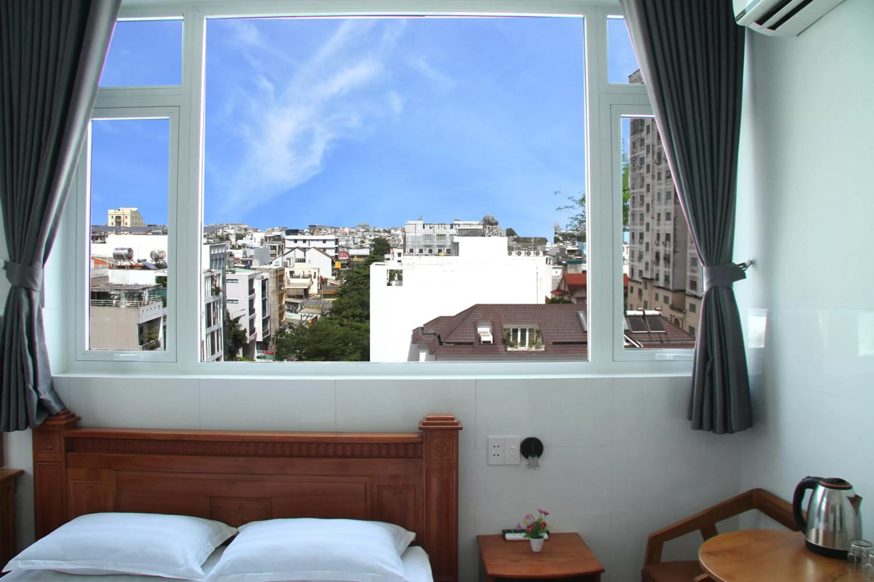 Bed in HOTEL NGUYEN ANH