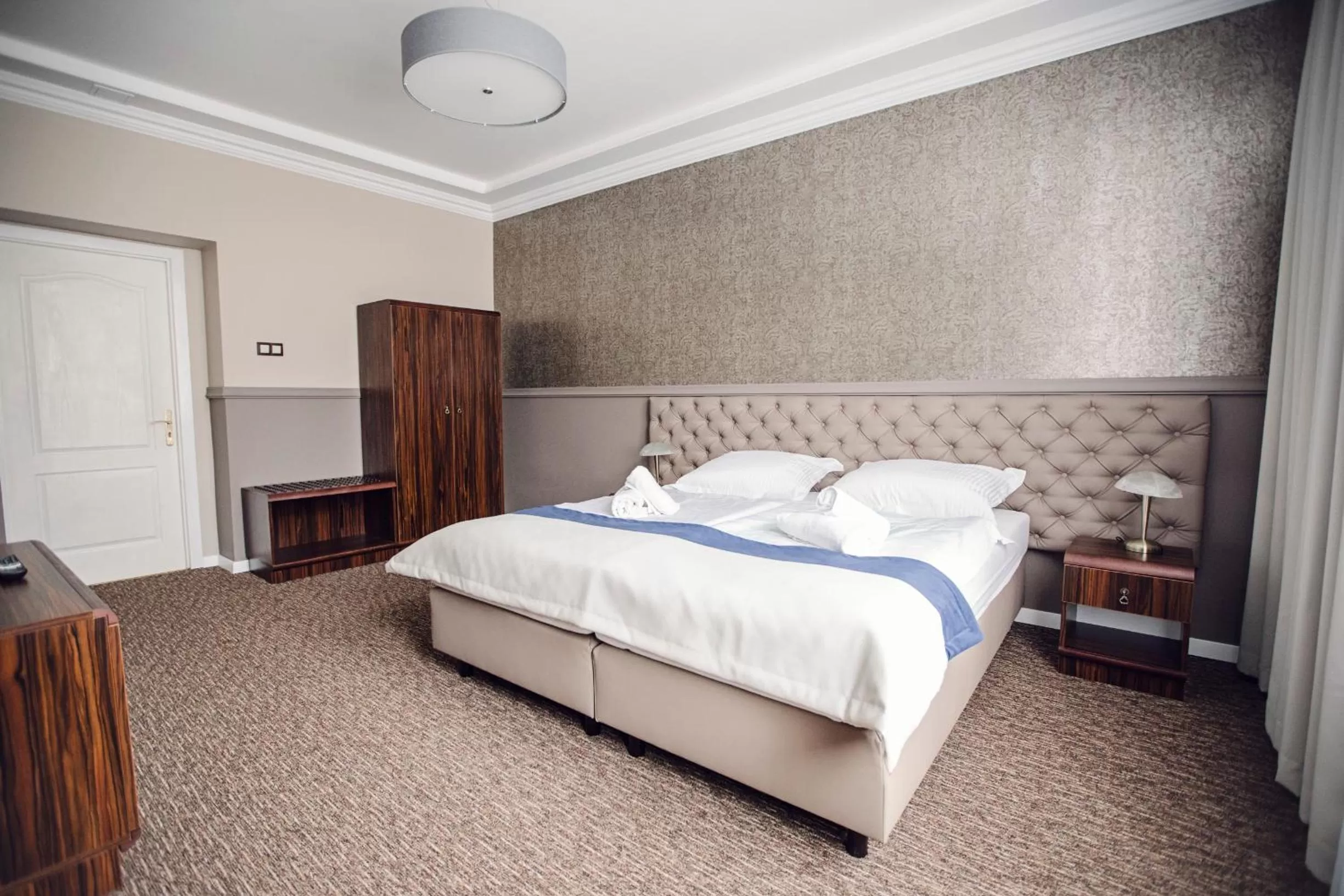 Bed in Bristol Residence