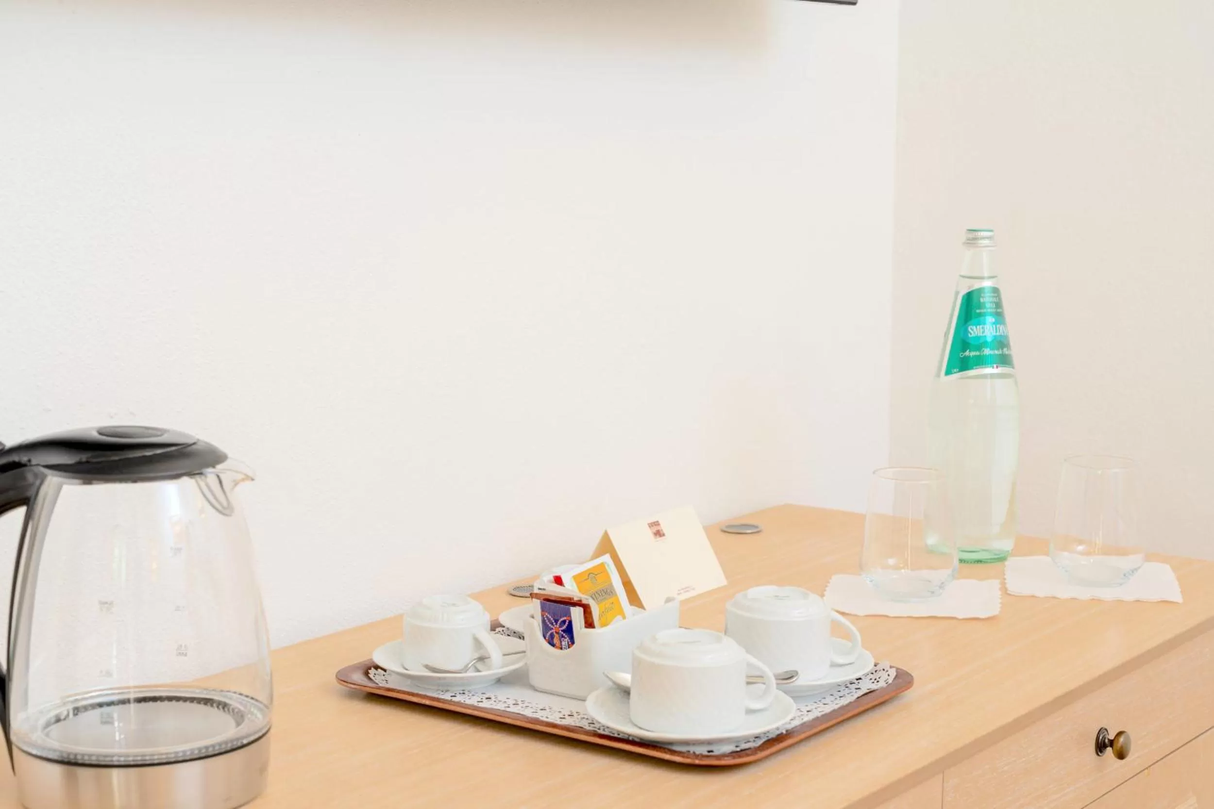 Coffee/tea facilities in Hotel Dei Pini