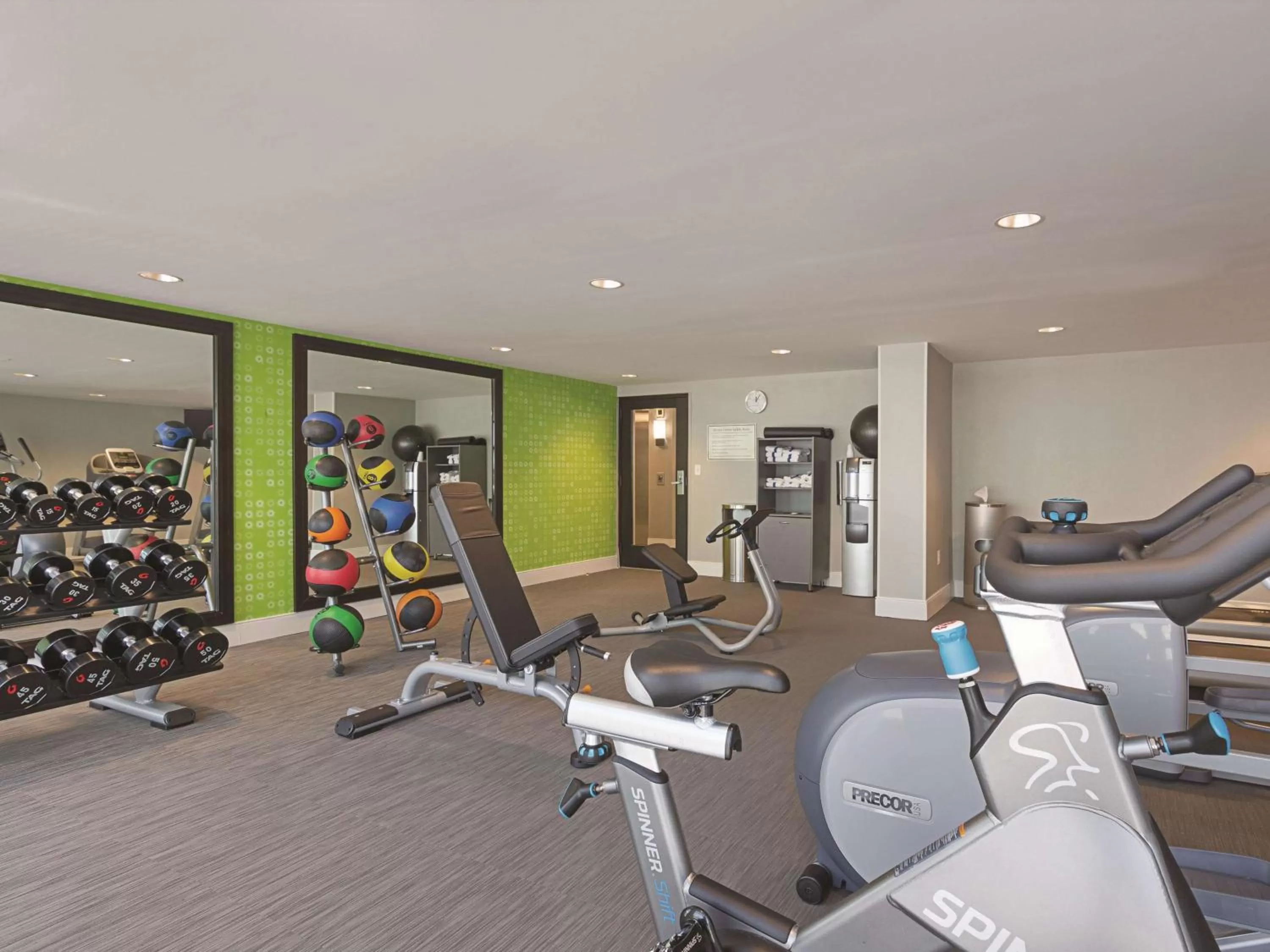 Fitness centre/facilities in La Quinta by Wyndham Salem NH