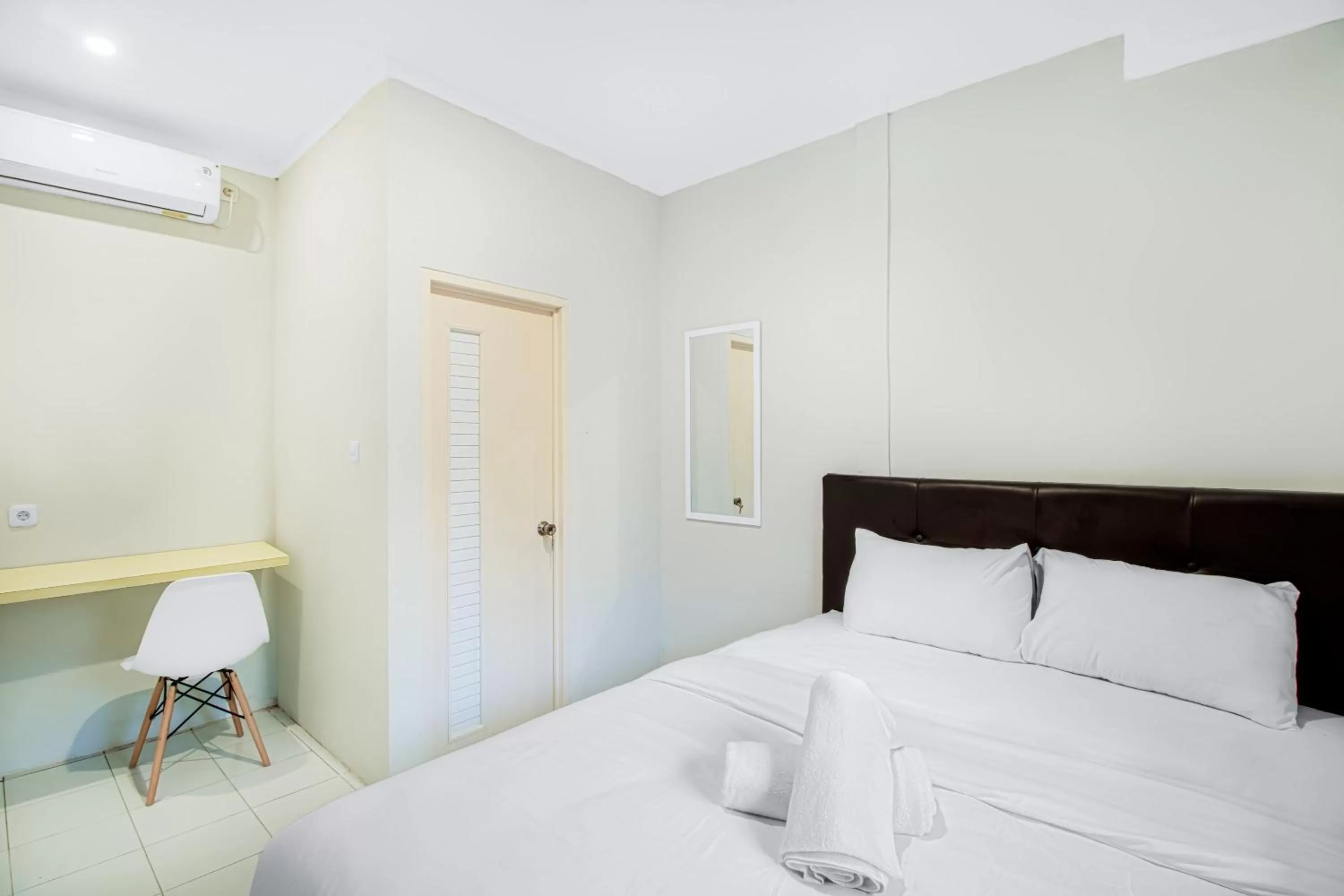 Bed in Urban24 Syariah Depok