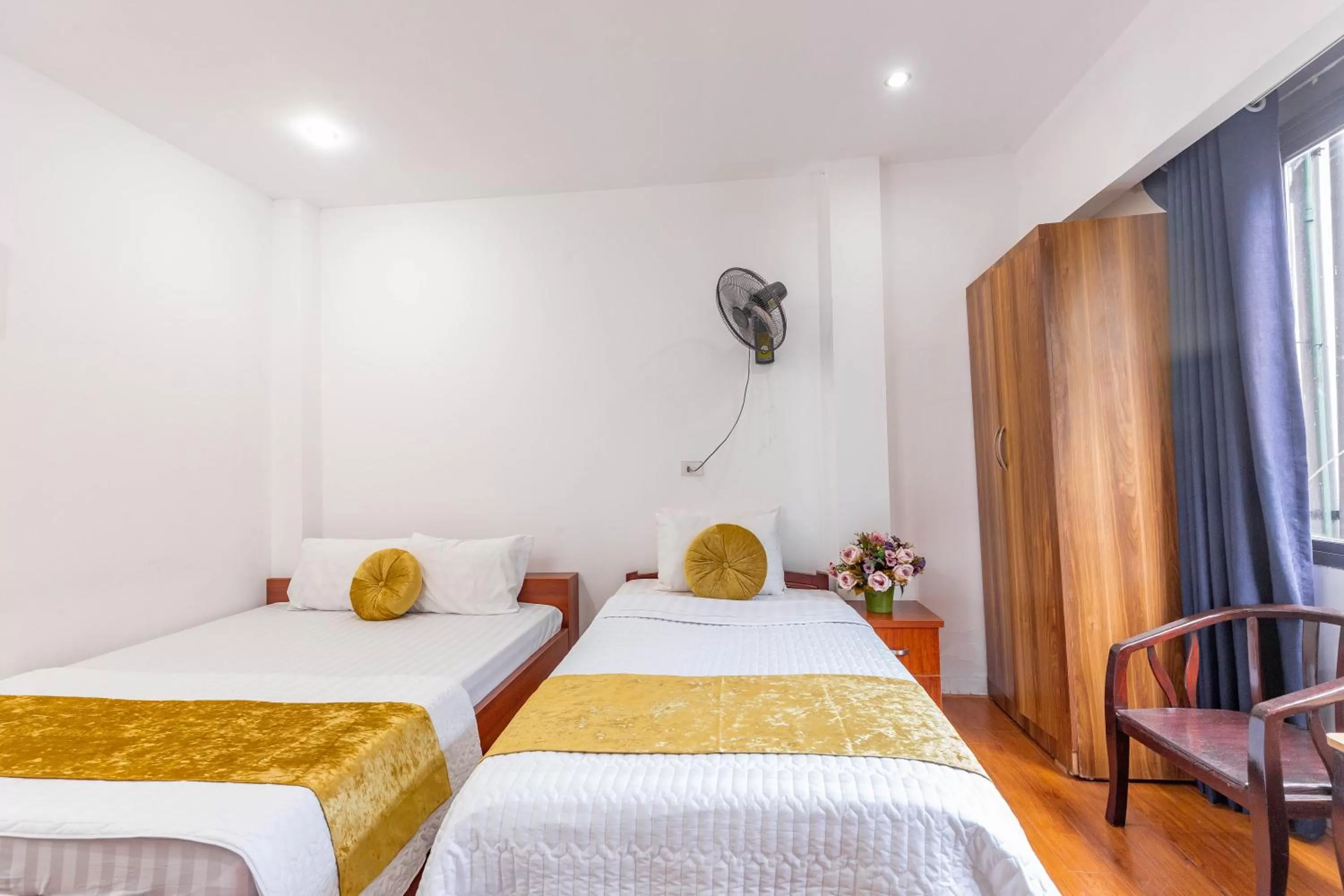 Bed in Hanoi View Legend Hotel