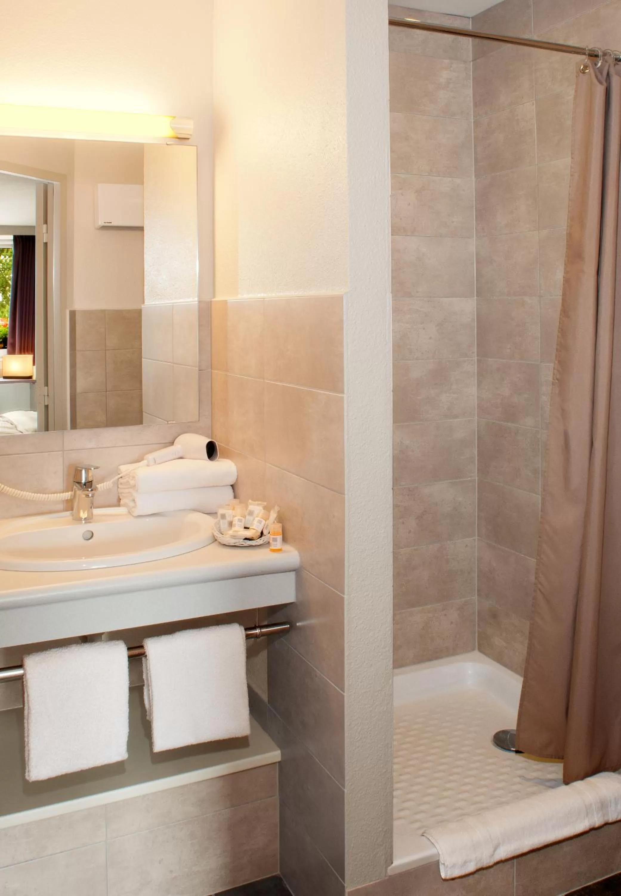 Shower in Als Hôtel