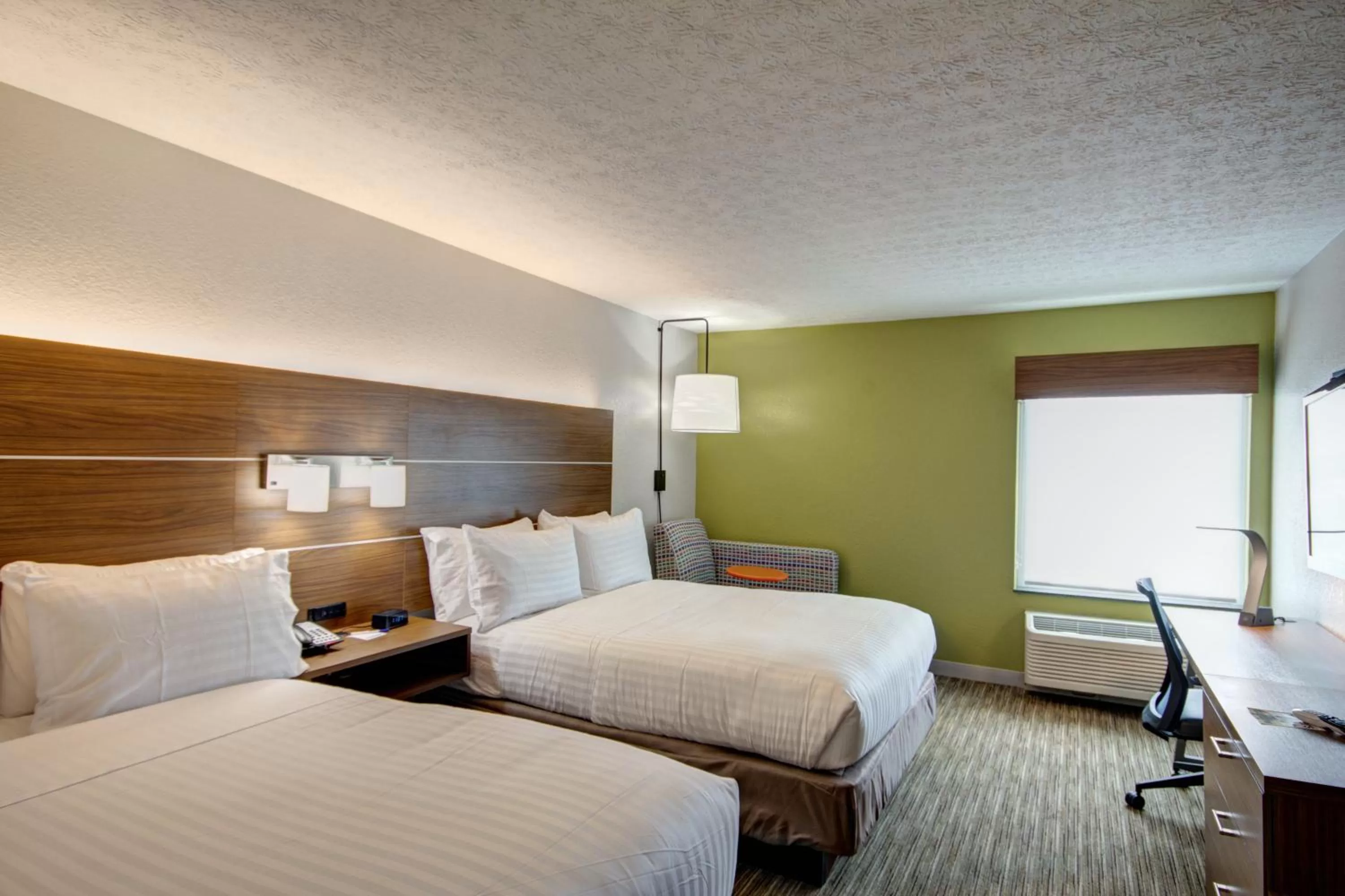 Room with Two Beds - Hearing Accessible - Non-Smoking in Holiday Inn Express Columbus South - Obetz, an IHG Hotel