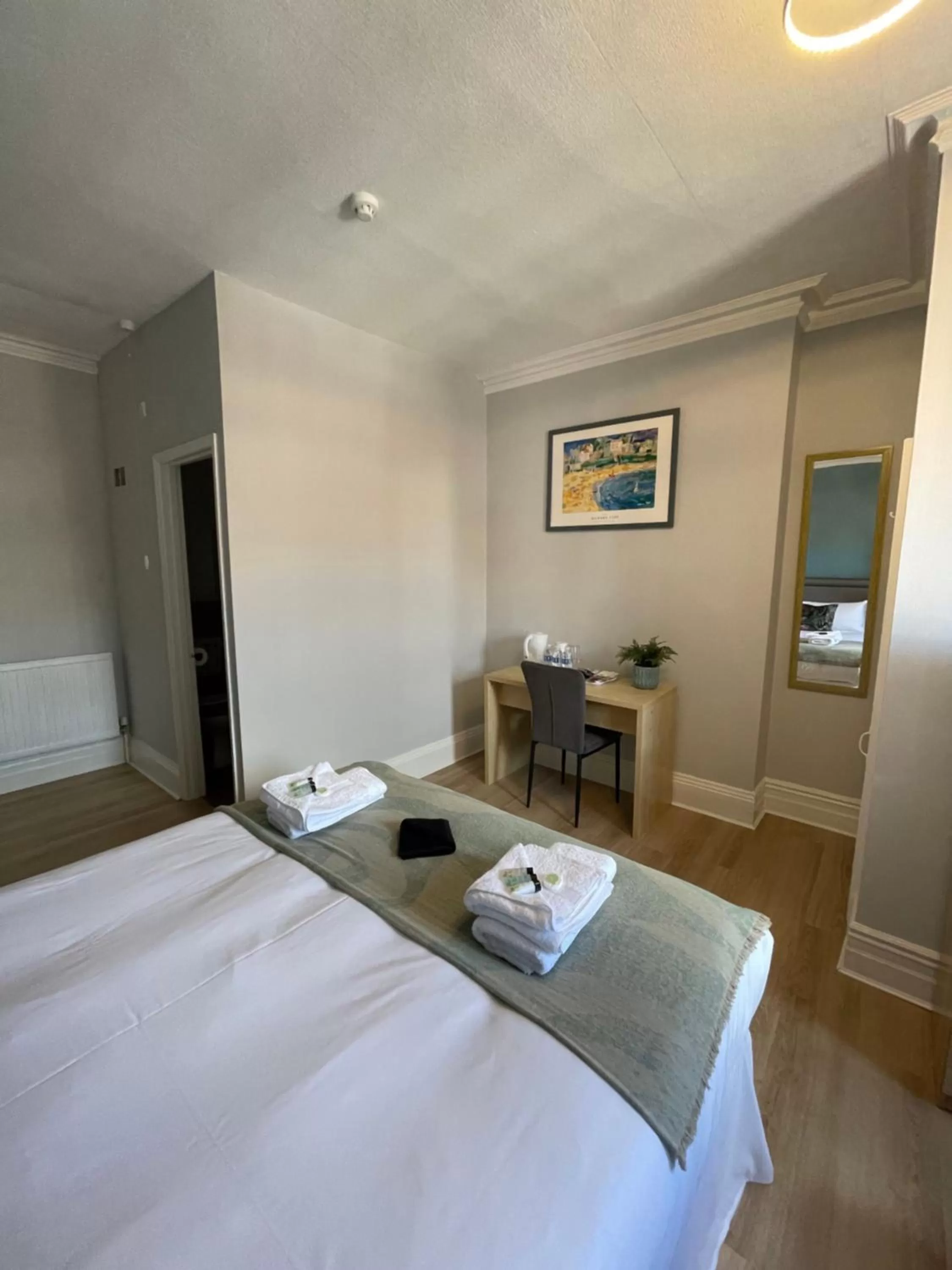 Bed in The Silver How