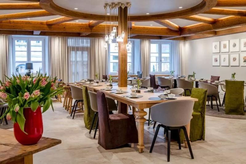 Restaurant/places to eat in Hotel Krone