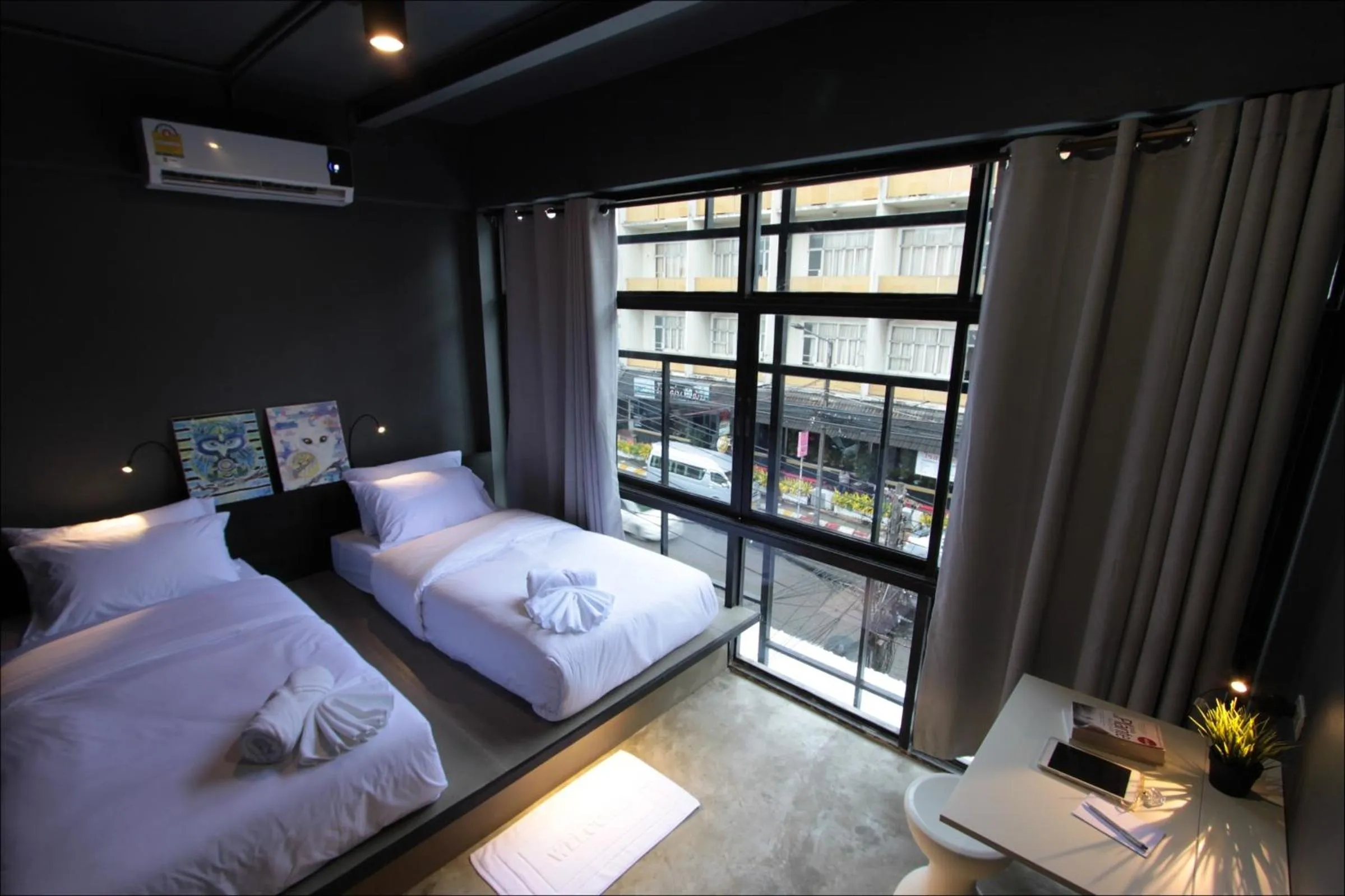 Standard Twin Room with Shared Bathroom in Fulfill Phuket Hostel