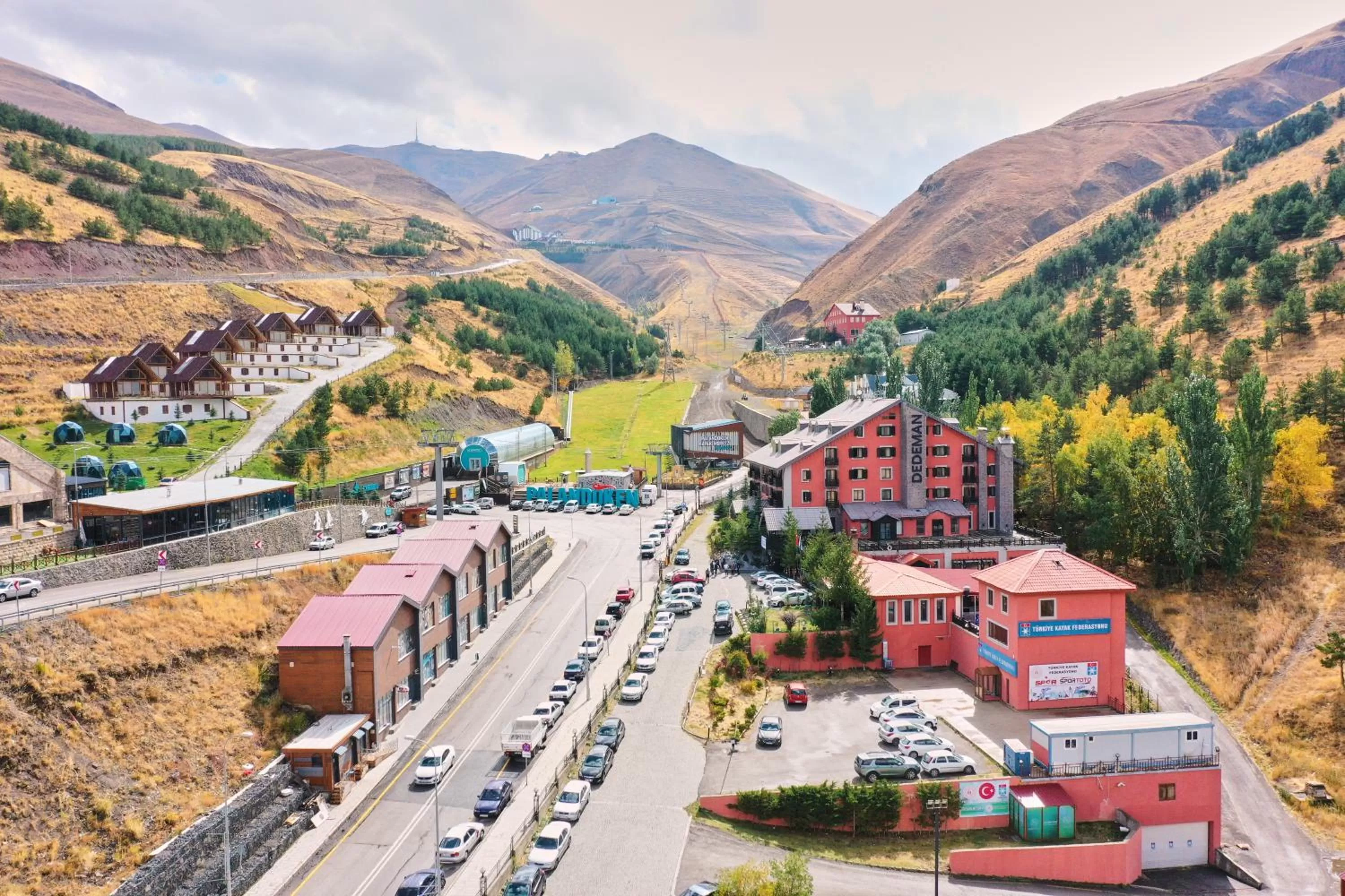 Property building in Dedeman Palandoken Ski Lodge Hotel