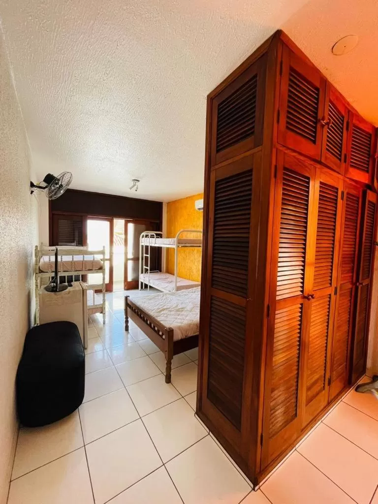 Bed in Hostel e Pousada Bahia Beach