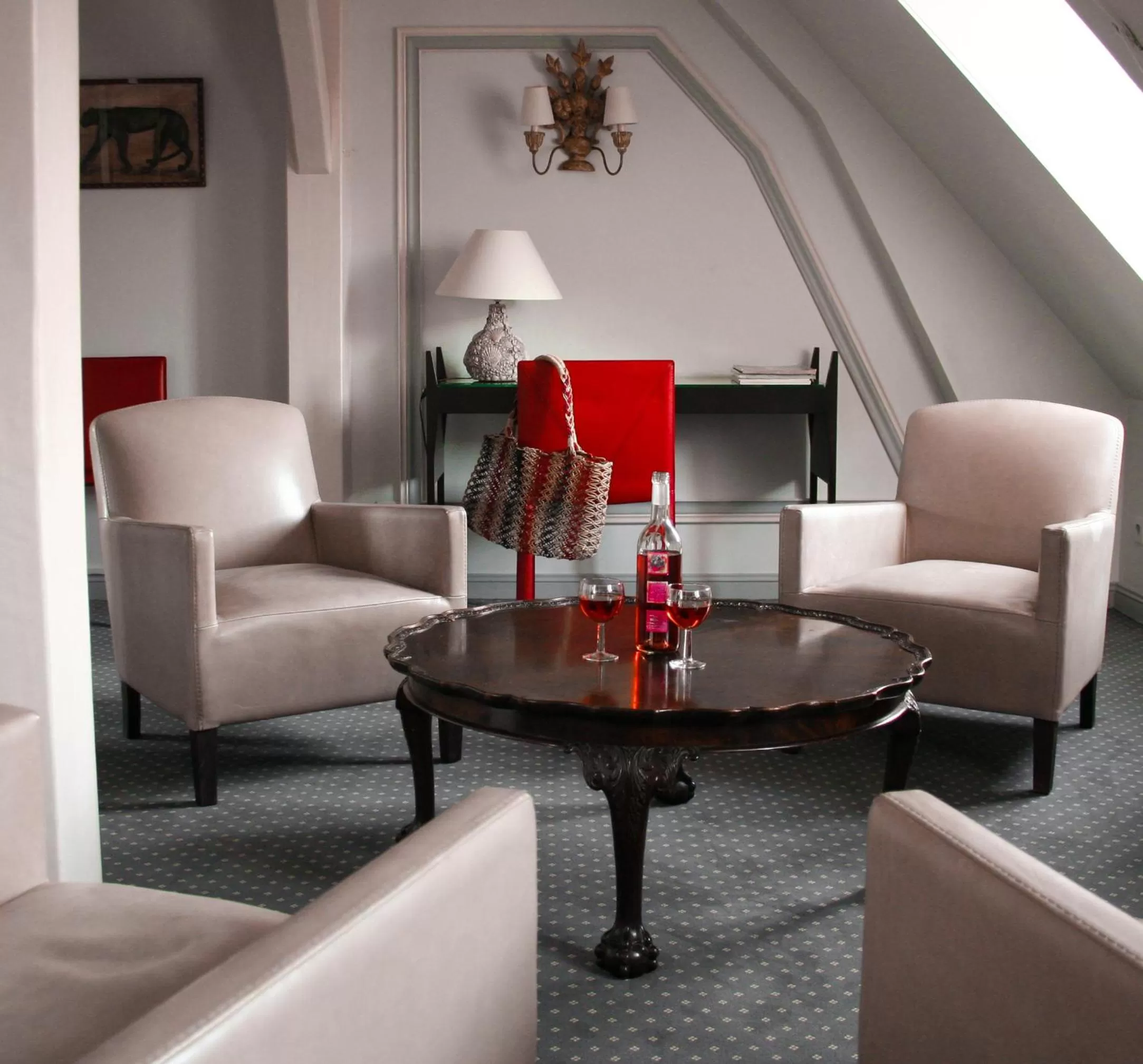 Communal lounge/ TV room, Seating Area in Relais Hôtelier Douce France